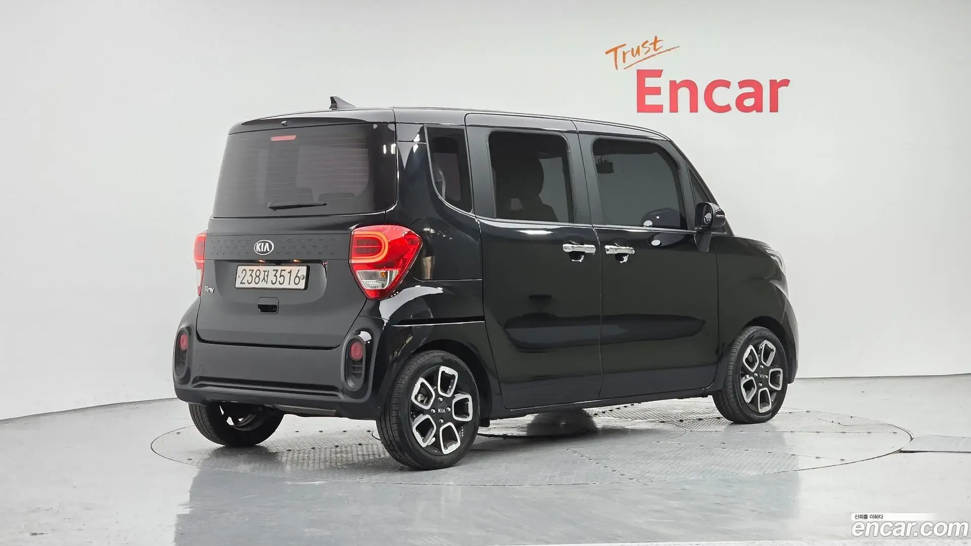 Main__Slider__Photo:RAY Kia 2021.0-1