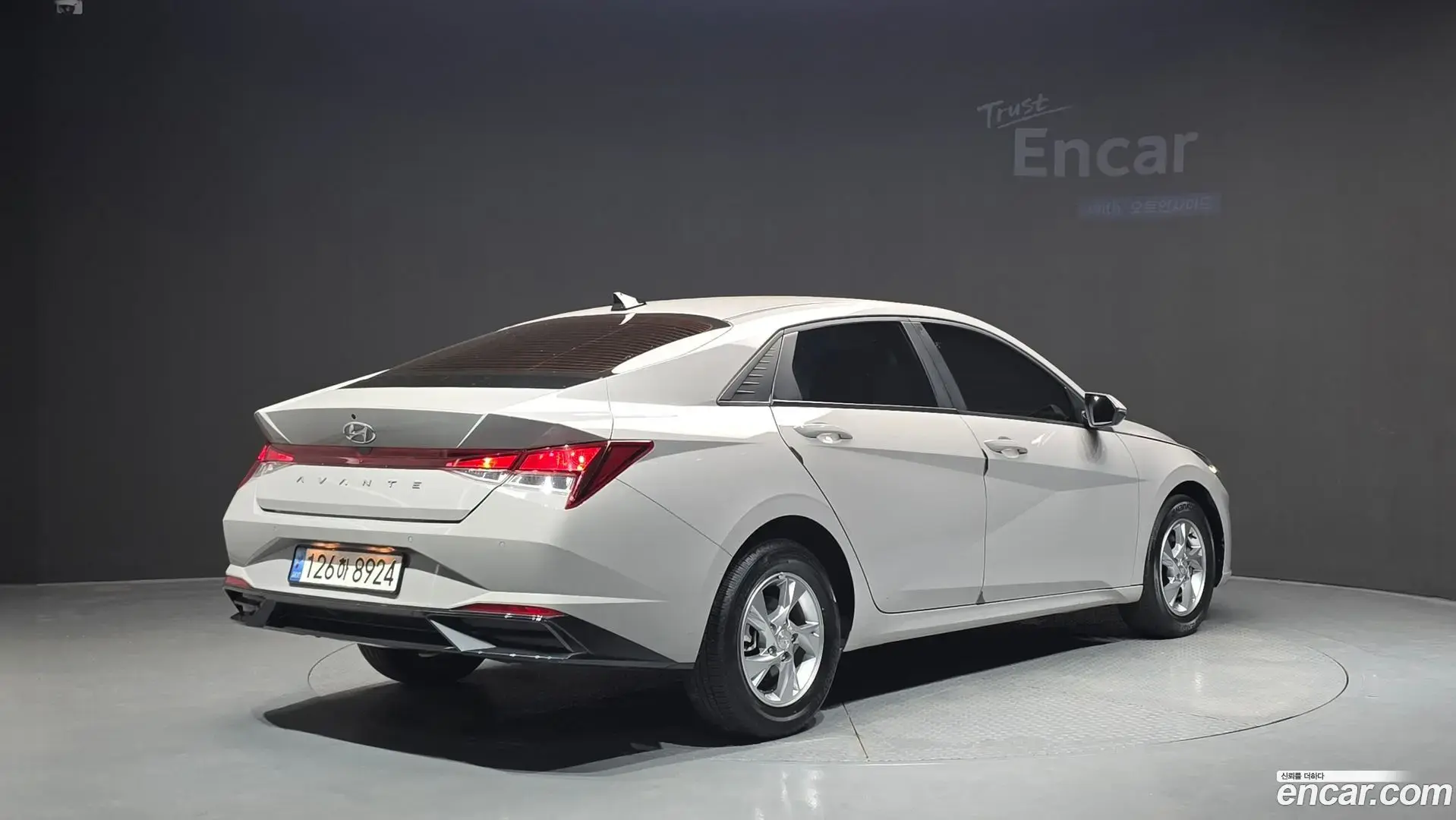 Main__Slider__Photo:AVANTE Hyundai 2022.6-1