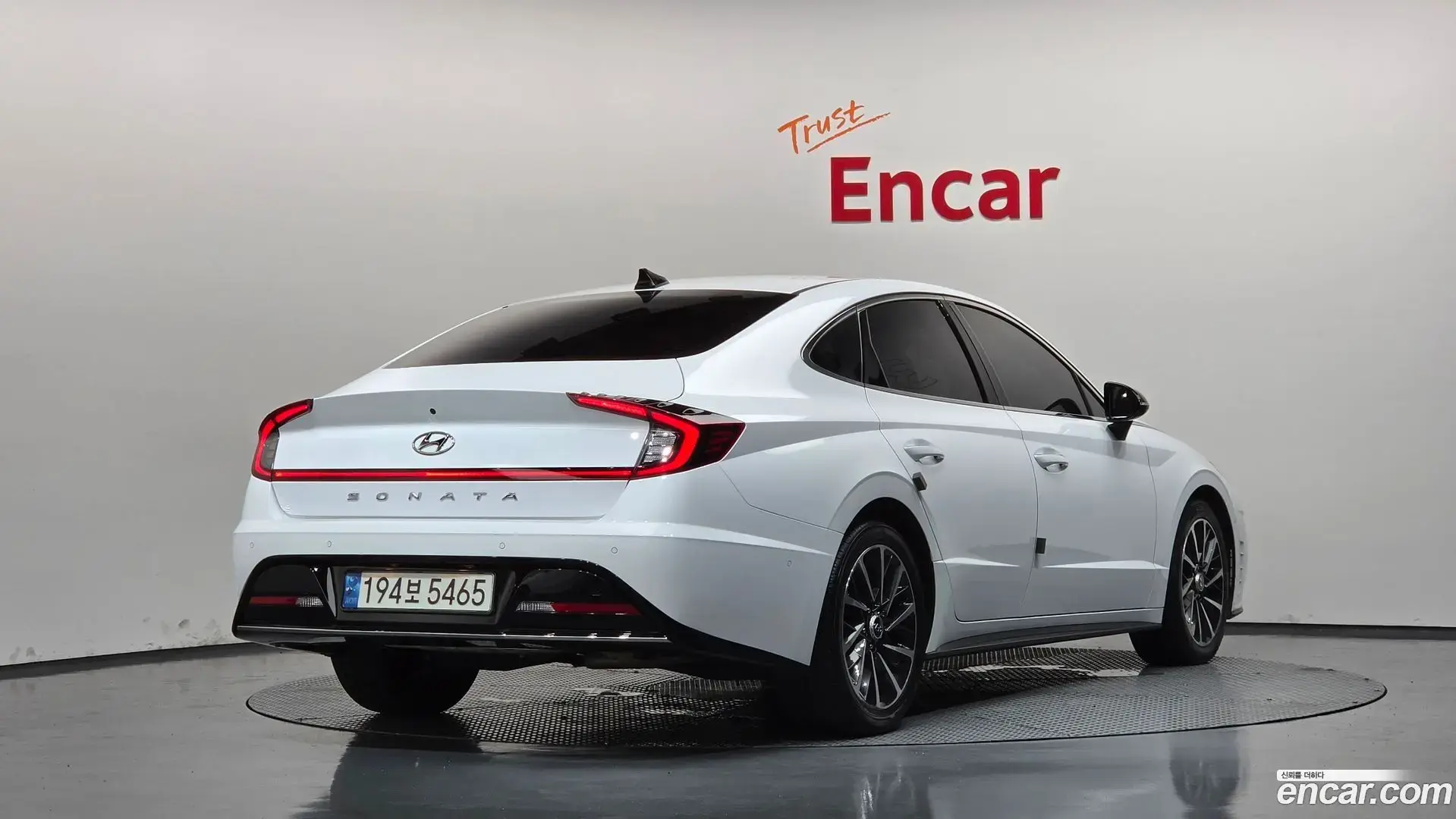 Main__Slider__Photo:Sonata Hyundai 2022.6-1