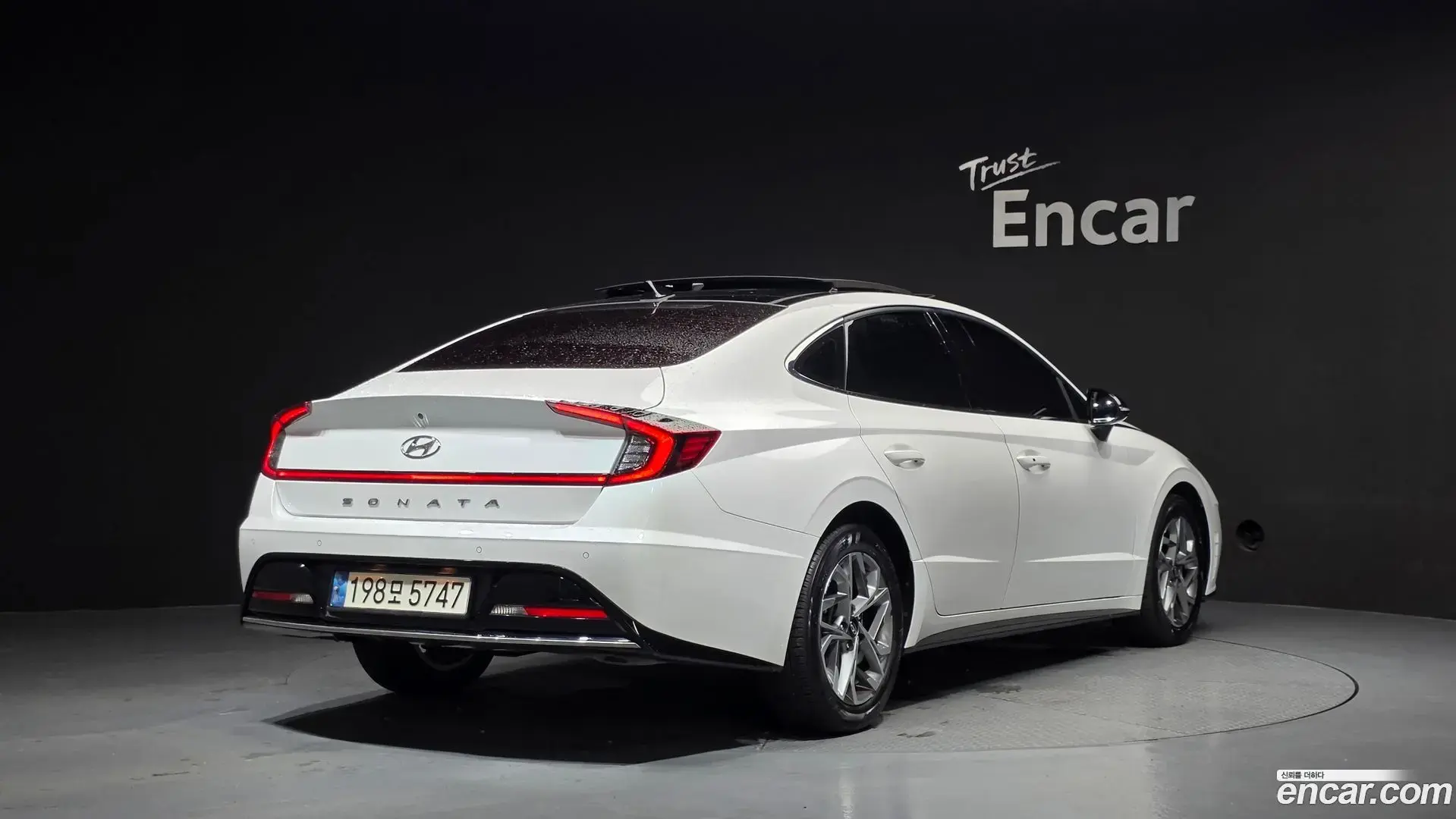 Main__Slider__Photo:Sonata Hyundai 2021.9-1