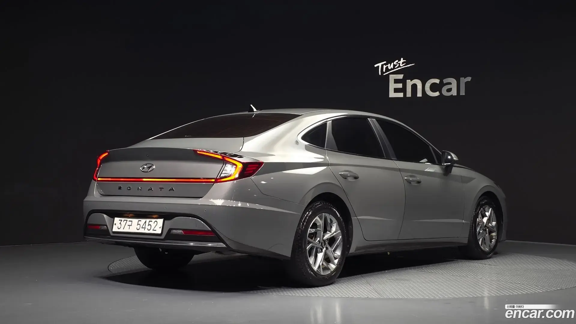 Main__Slider__Photo:Sonata Hyundai 2019.4-1