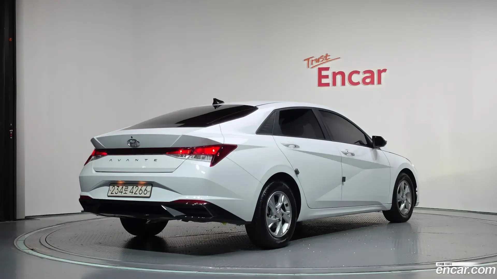 Main__Slider__Photo:AVANTE Hyundai 2020.6-1