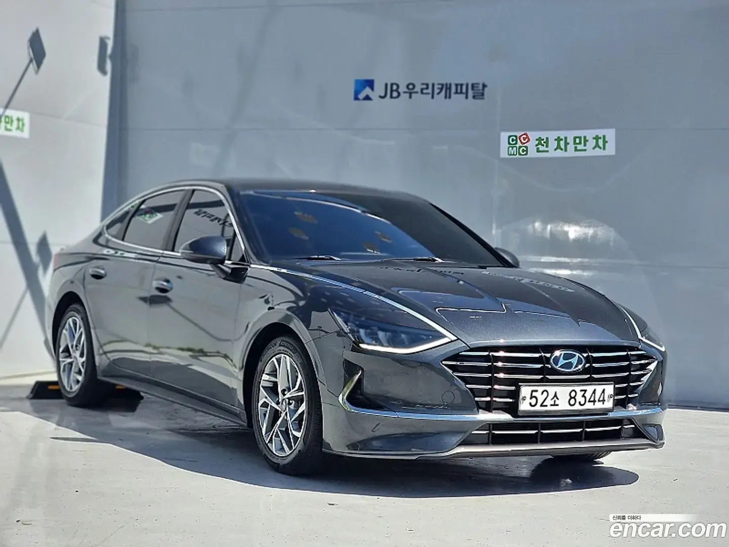 Main__Slider__Photo:Sonata Hyundai 2019.3-1