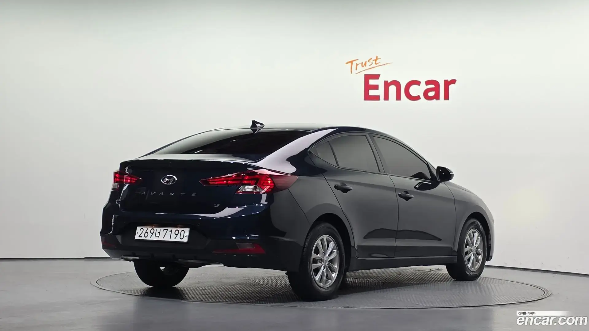 Main__Slider__Photo:AVANTE Hyundai 2019.8-1