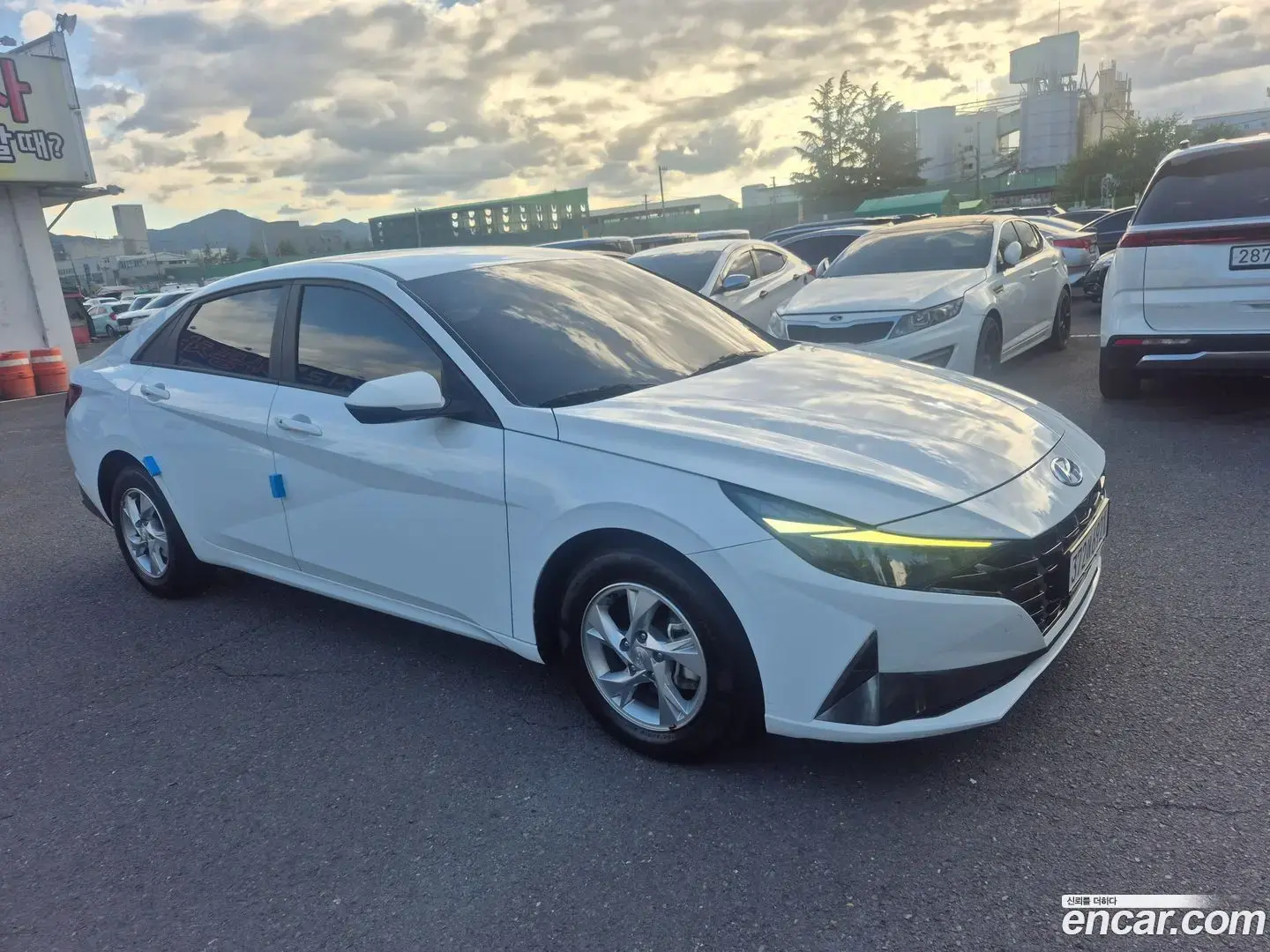 Main__Slider__Photo:AVANTE Hyundai 2021.9-1