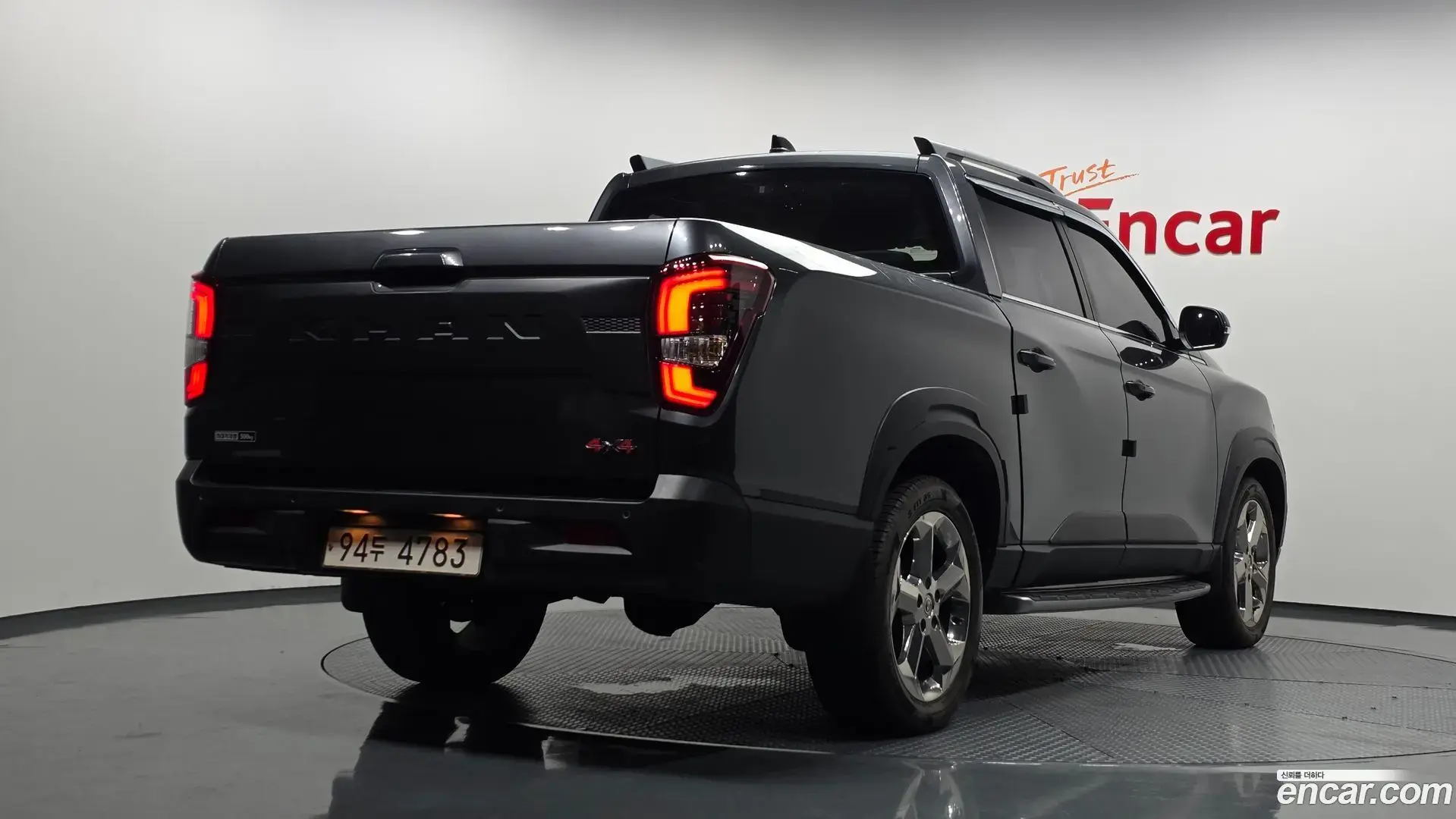 Main__Slider__Photo:Rexton KG Mobility 2021.5-1