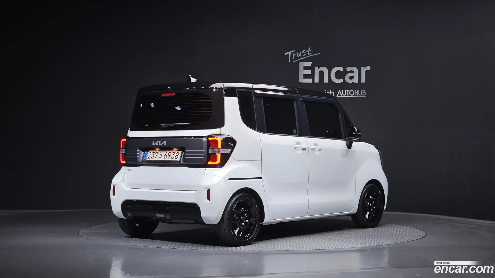 Main__Slider__Photo:RAY Kia 2024.7-1