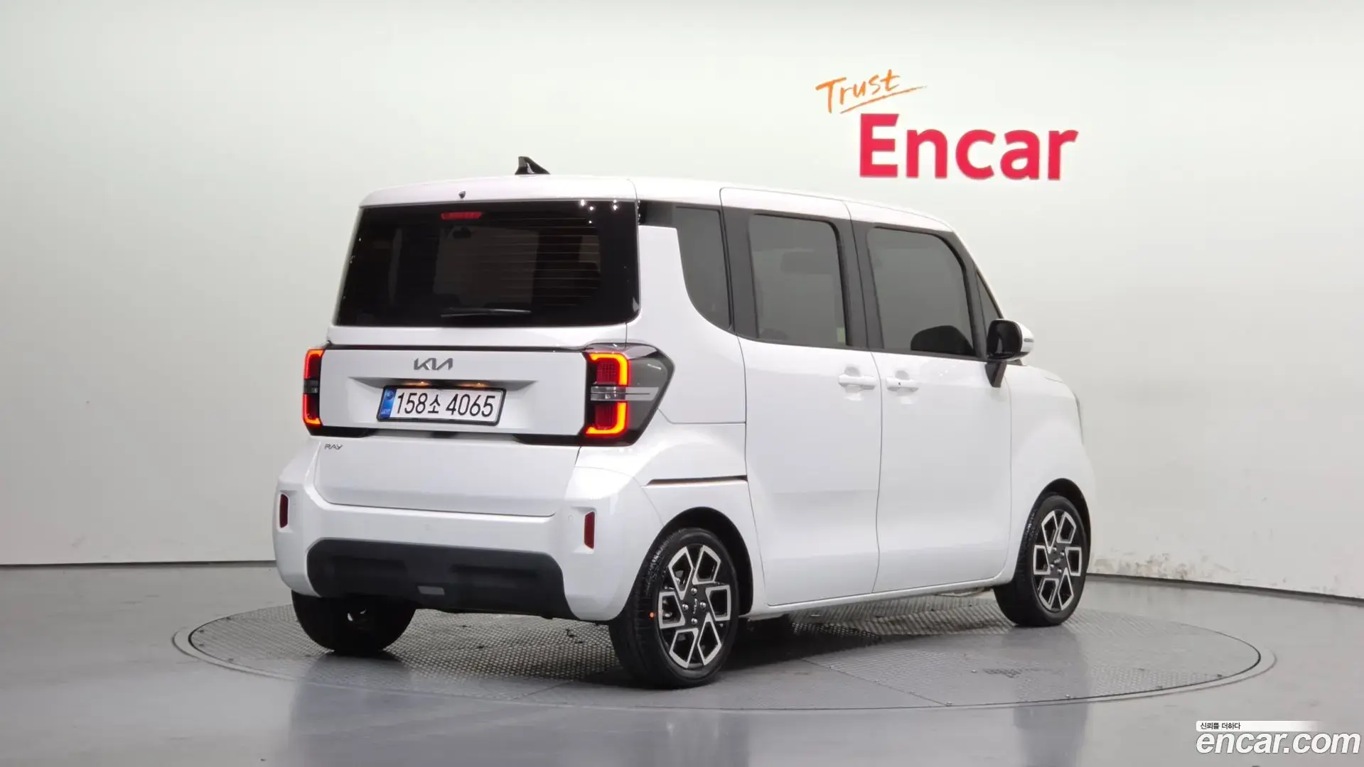 Main__Slider__Photo:RAY Kia 2025.11-1