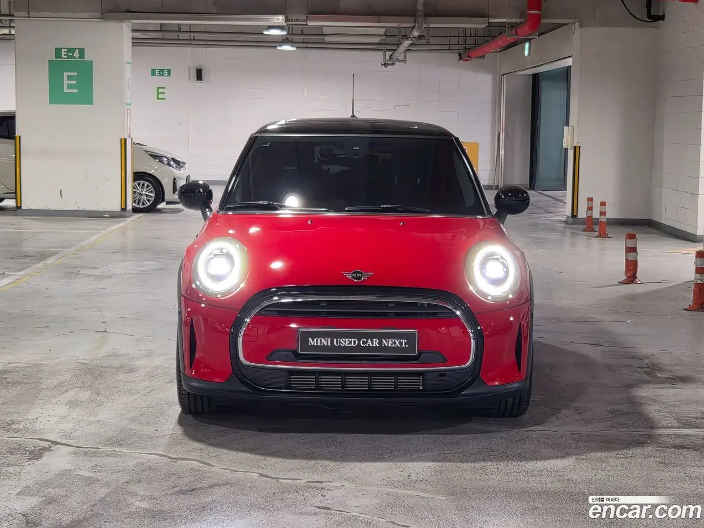 Main__Slider__Photo:Cooper Mini 2023.8-1