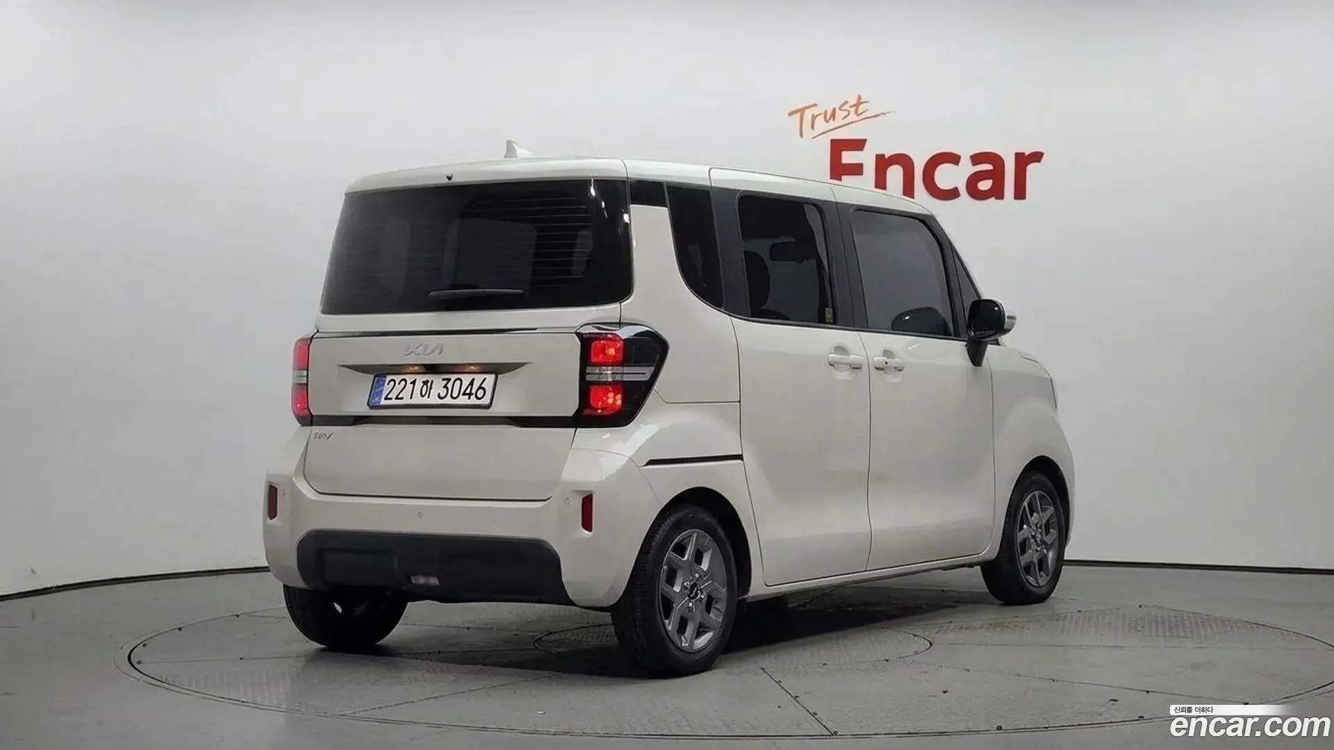Main__Slider__Photo:RAY Kia 2023.8-1