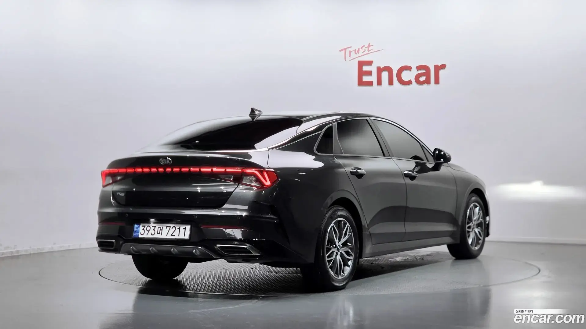 Main__Slider__Photo:K5 Kia 2021.2-1