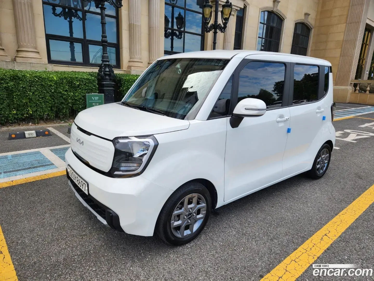 Main__Slider__Photo:RAY Kia 2023.2-1