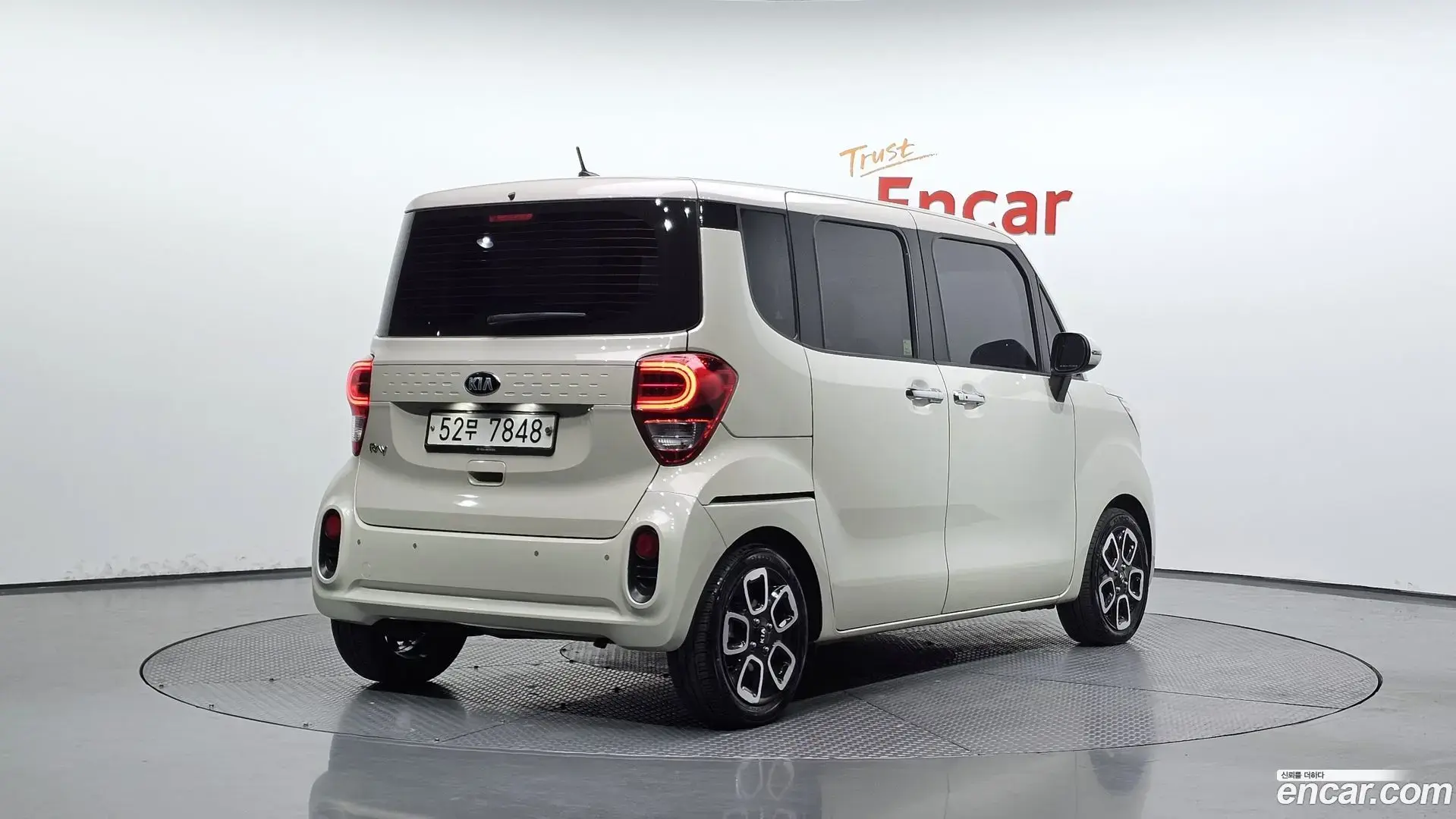 Main__Slider__Photo:RAY Kia 2018.4-1