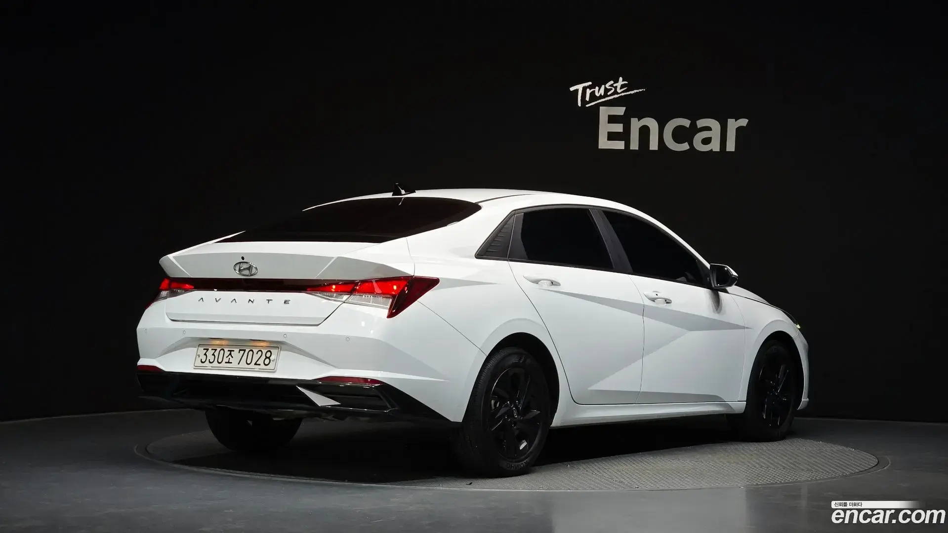 Main__Slider__Photo:AVANTE Hyundai 2023.1-1