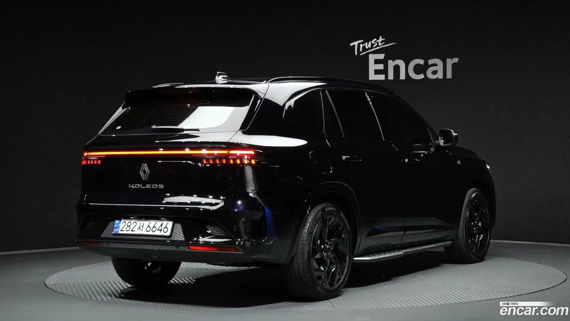 Main__Slider__Photo:Grand Koleos Renault Korea 2024.11-1