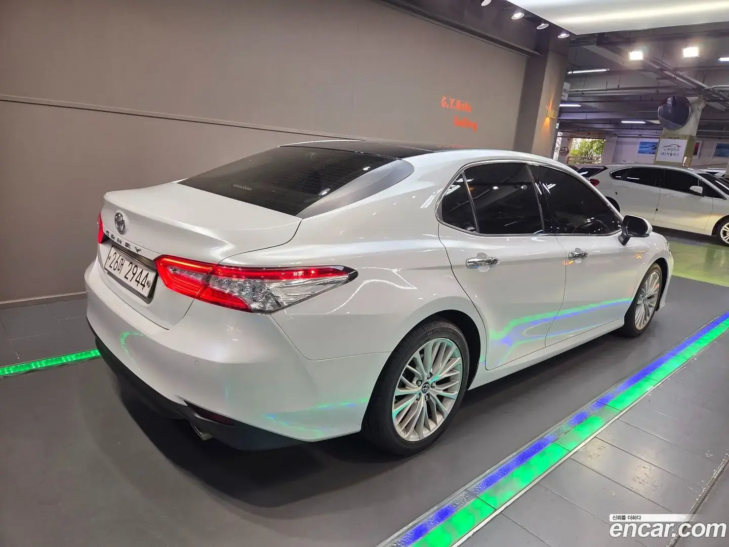 Main__Slider__Photo:Camry Toyota 2019.1-1
