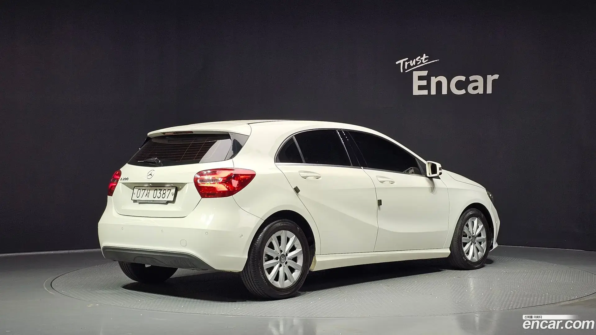 Main__Slider__Photo:A-Class Mercedes-Benz 2016.8-1