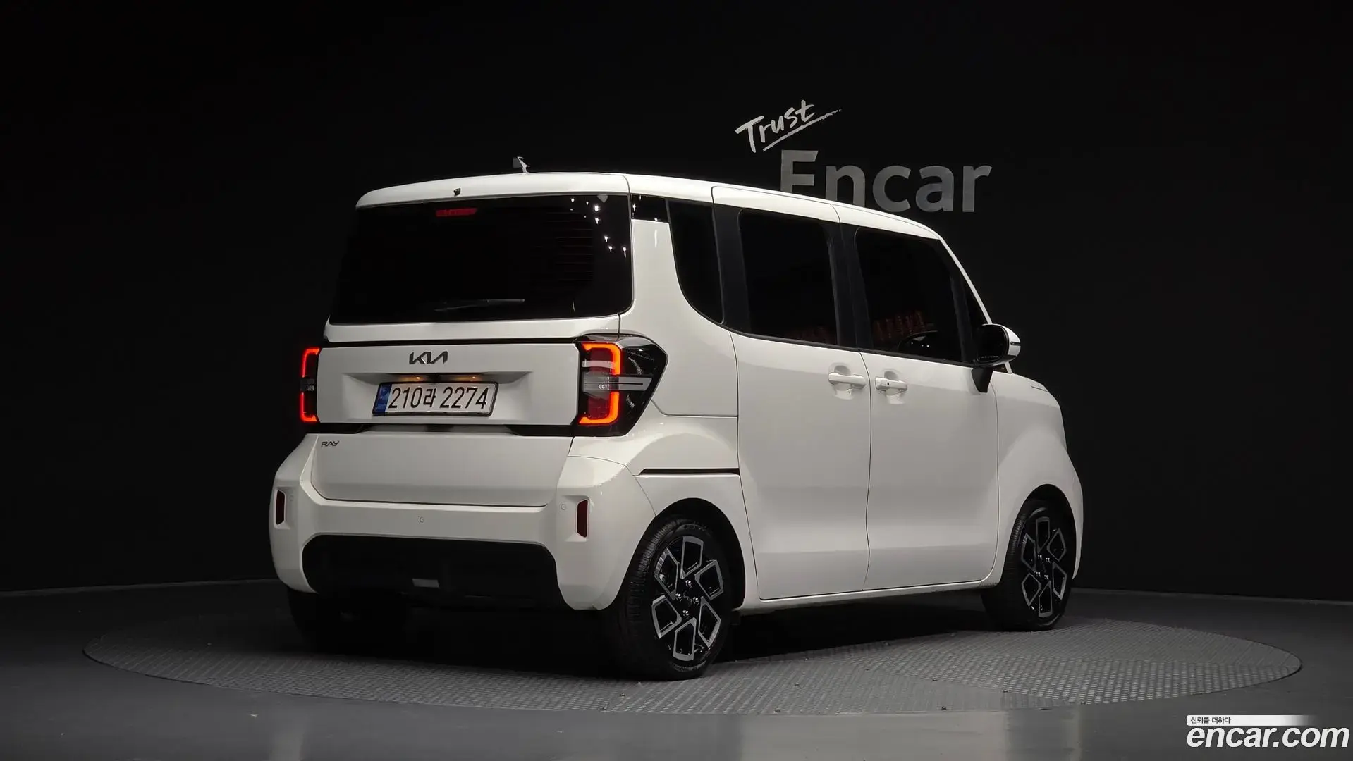Main__Slider__Photo:RAY Kia 2022.9-1