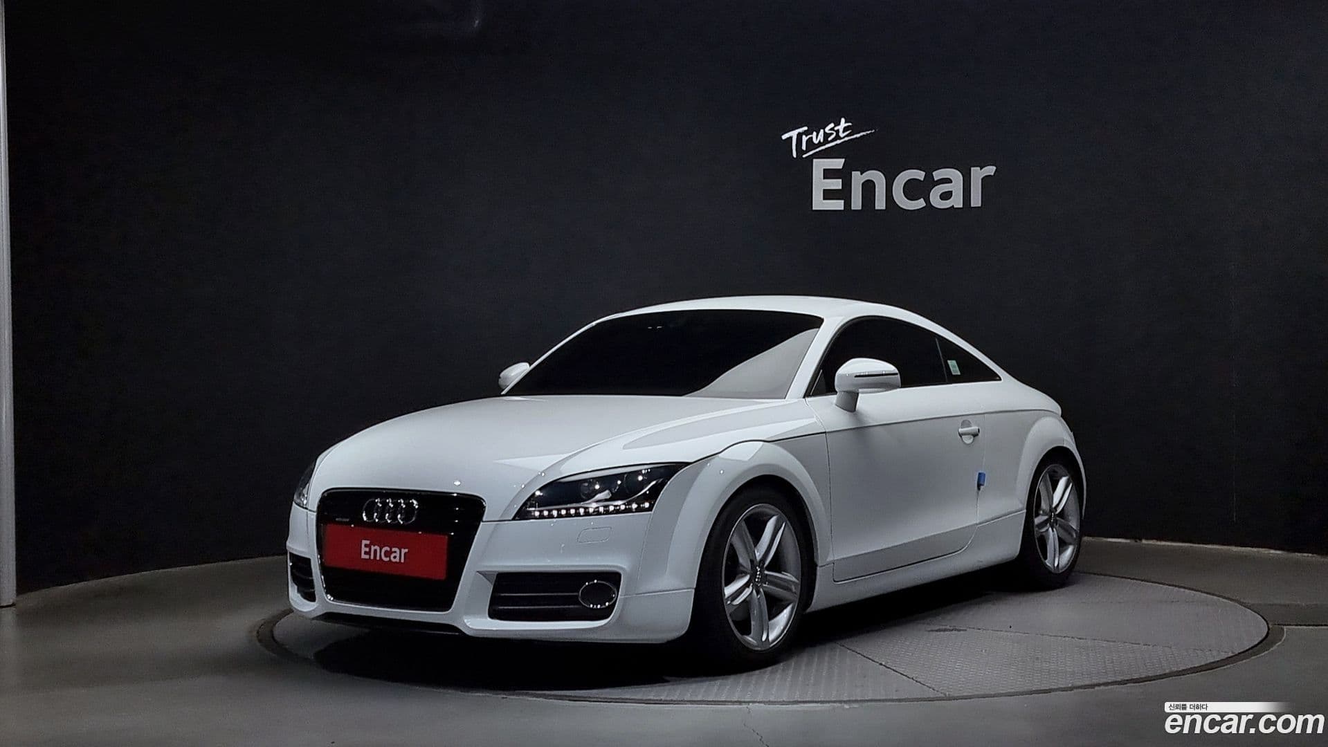 Main__Slider__Photo:TT Audi 2013.11-0