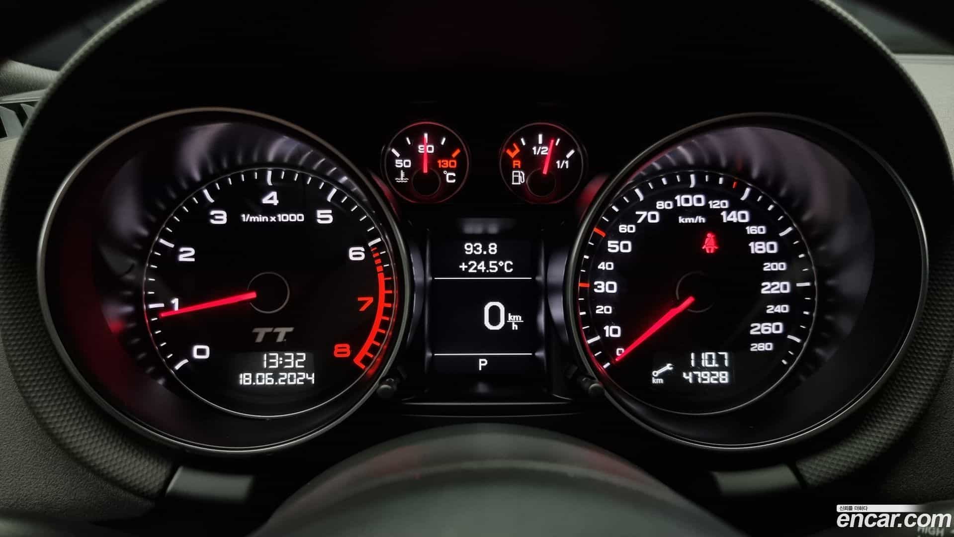 TT Audi 2013.11-INNER-008