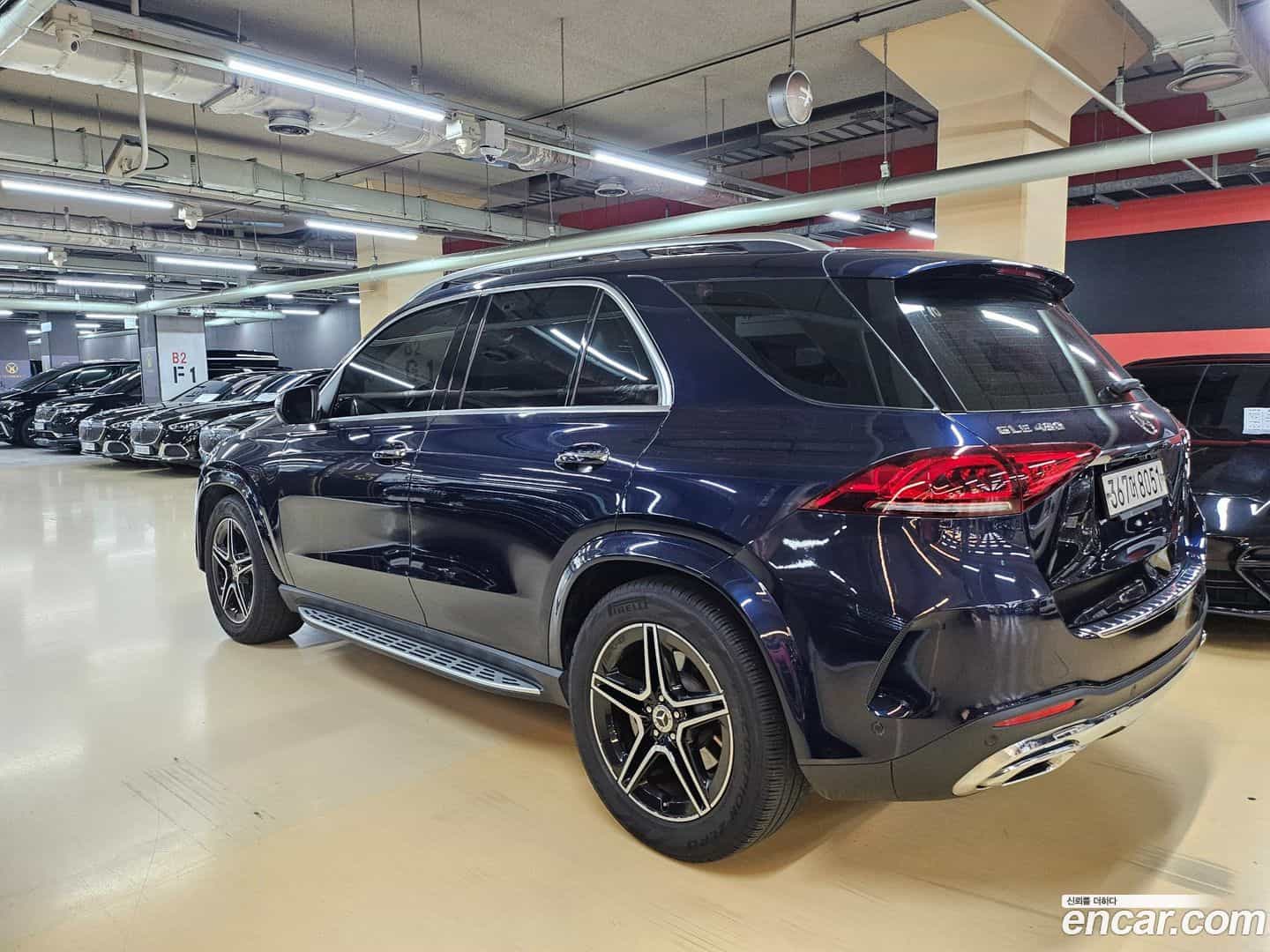 GLE-Class Mercedes-Benz 2019.11-OUTER-005