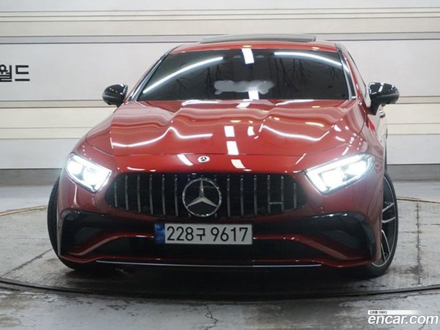 Main__Slider__Photo:CLS-Class Mercedes-Benz 2023.10-0