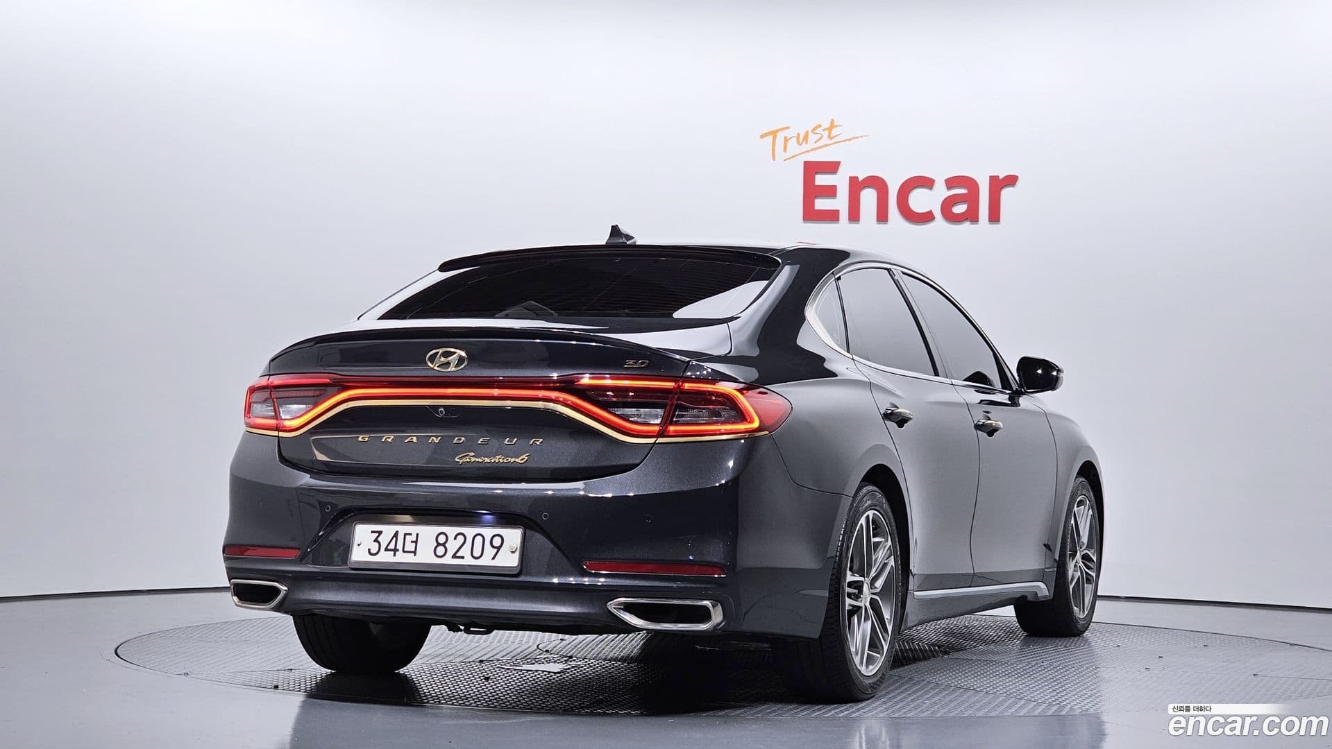 Main__Slider__Photo:Grandeur Hyundai 2017.0-0
