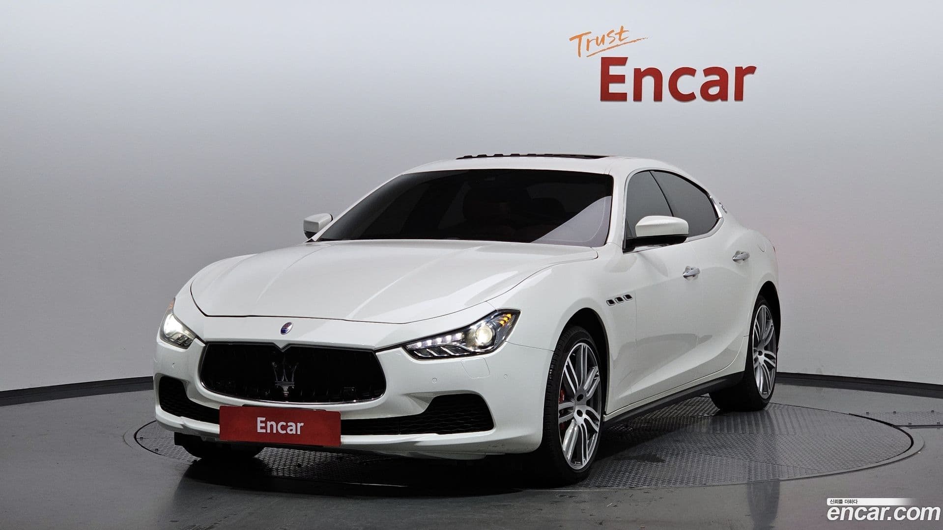 Main__Slider__Photo:Ghibli Maserati 2017.3-0