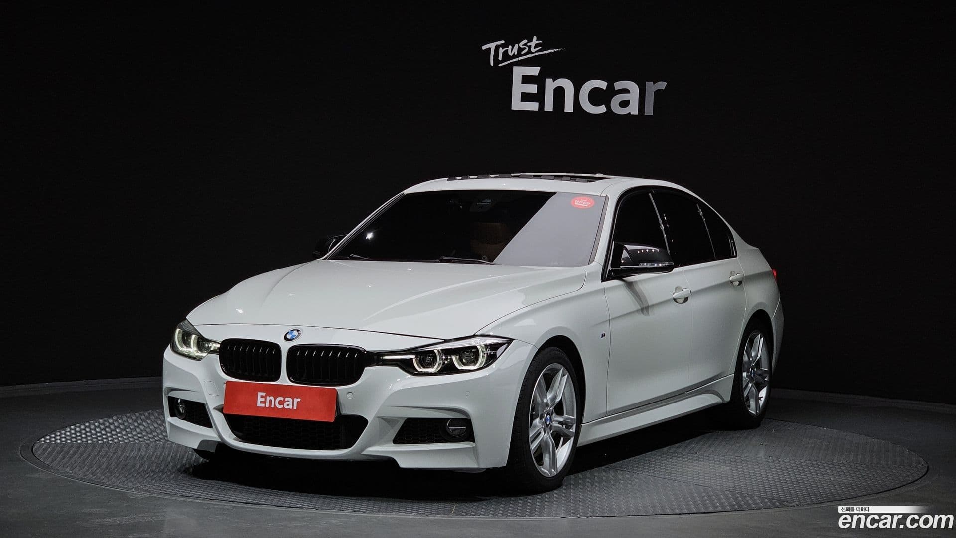 Main__Slider__Photo:3-Series BMW 2018.2-0