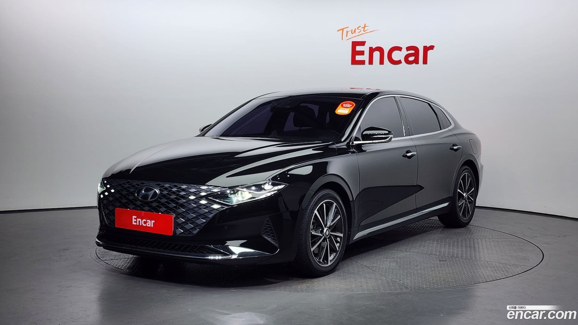 Main__Slider__Photo:Grandeur Hyundai 2020.4-0