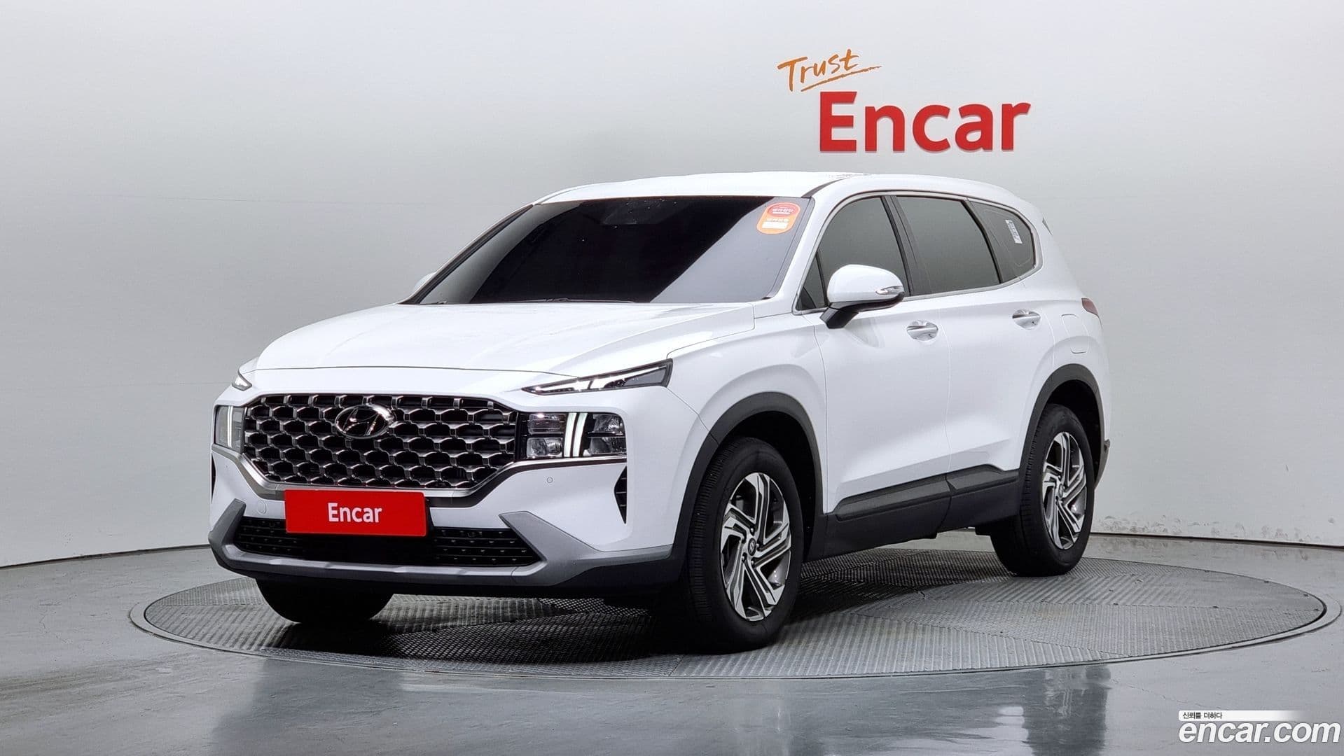 Main__Slider__Photo:Santafe Hyundai 2022.7-0