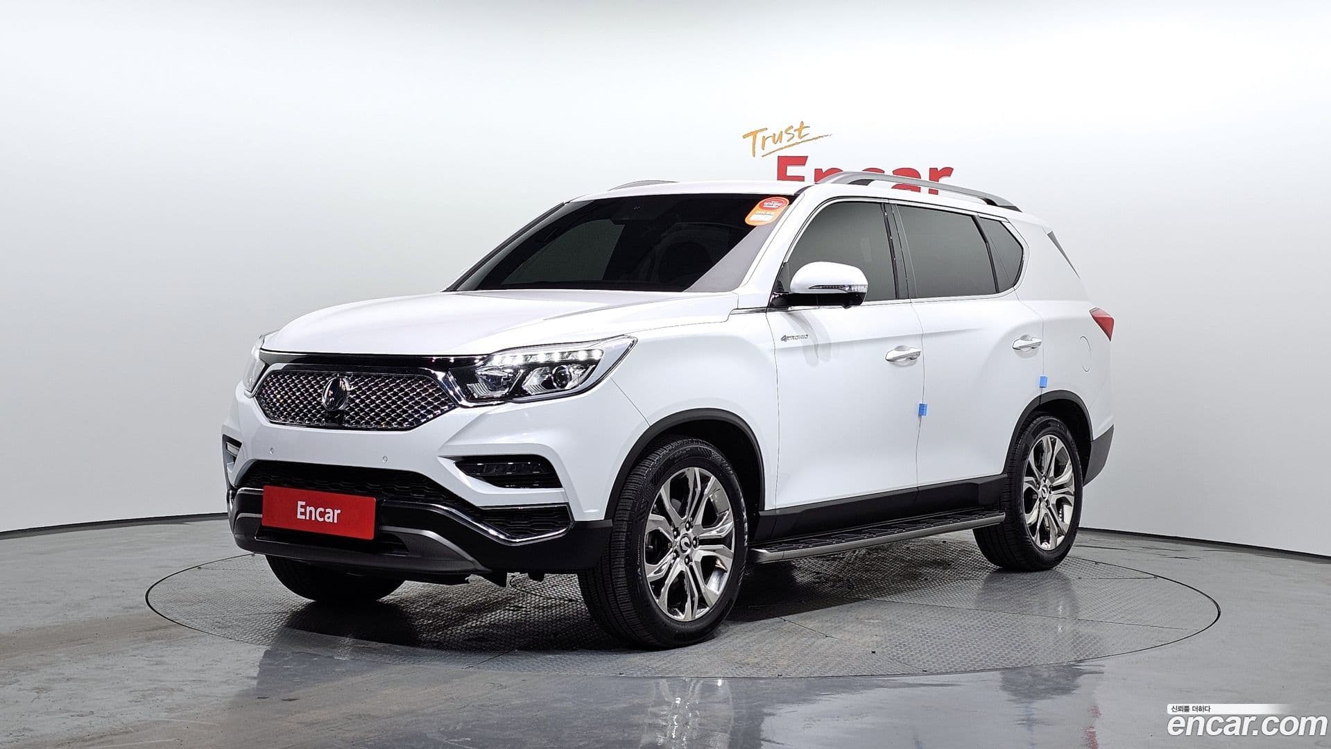Main__Slider__Photo:Rexton KG Mobility 2018.2-0
