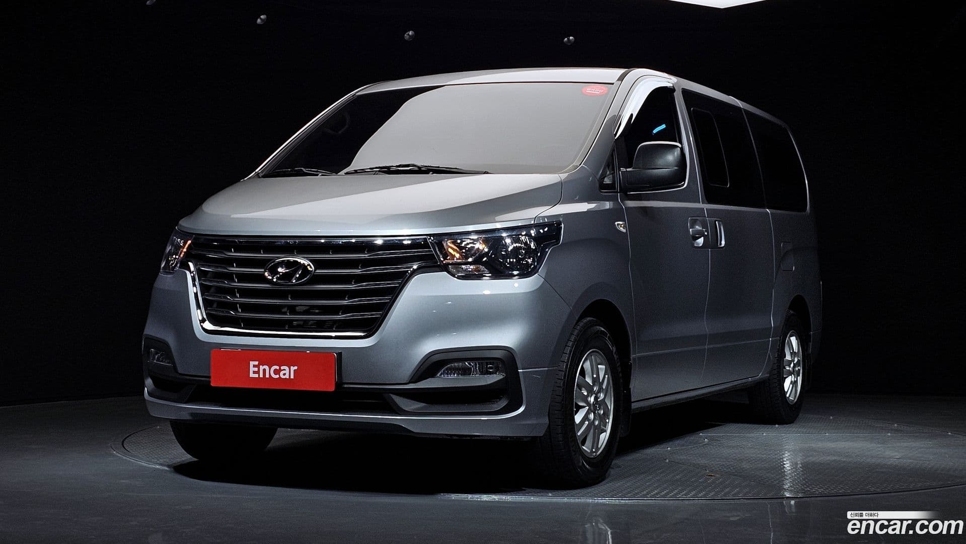 Main__Slider__Photo:Starex Hyundai 2021.0-0