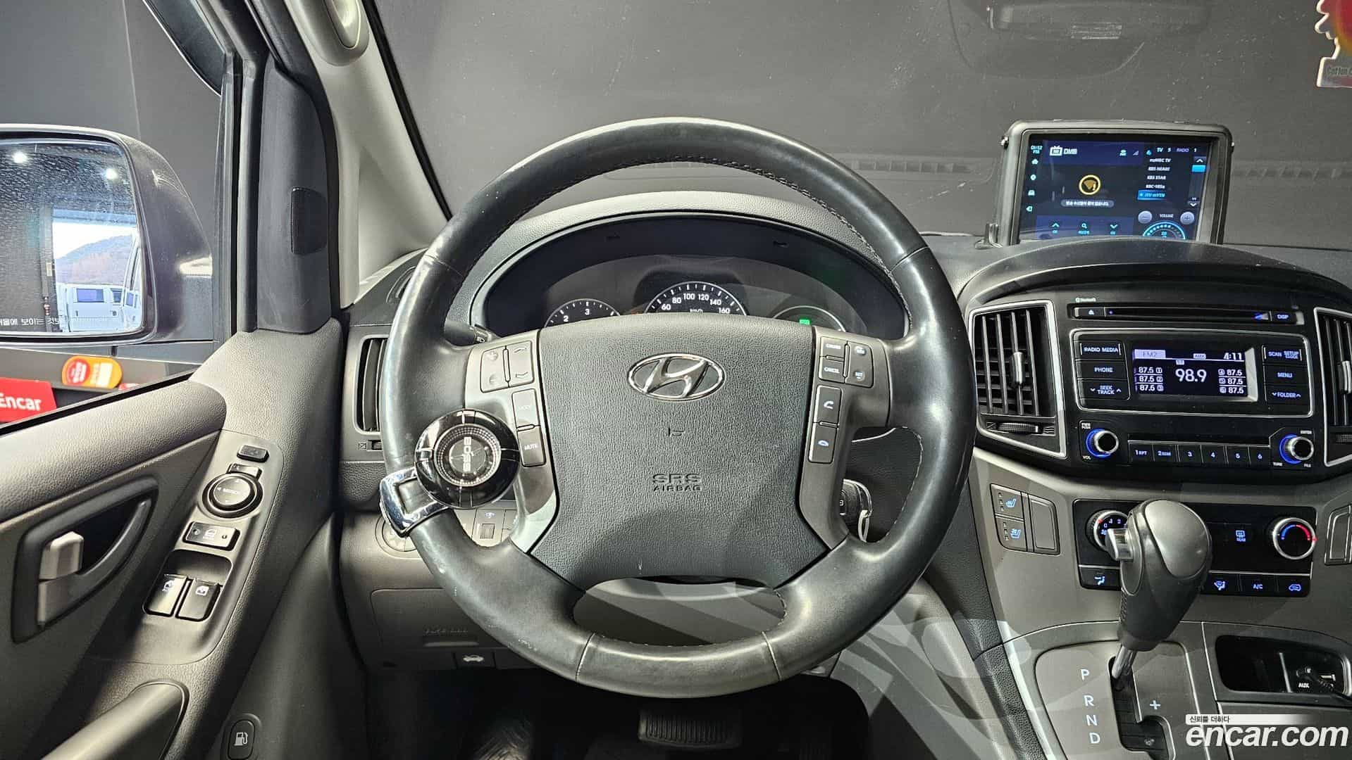 Starex Hyundai 2021.0-OPTION-017