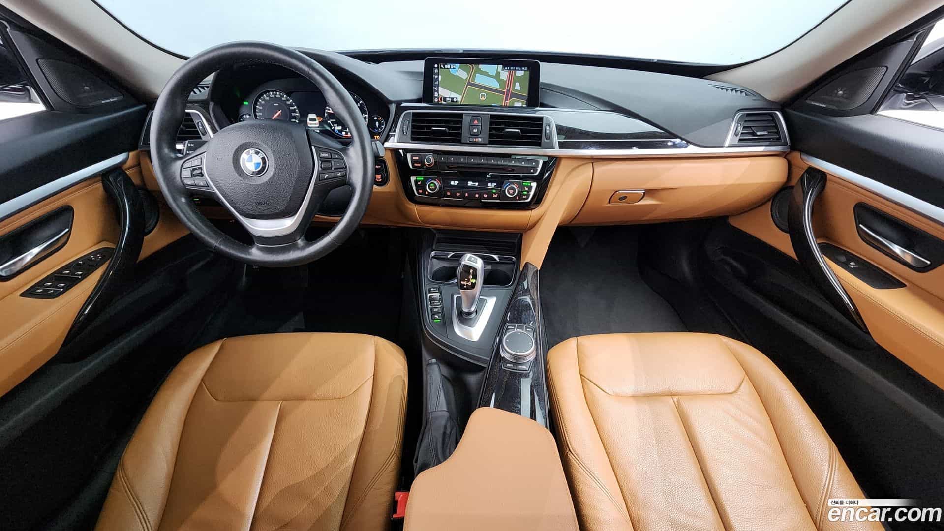 Gran Turismo BMW 2020.5-INNER-007