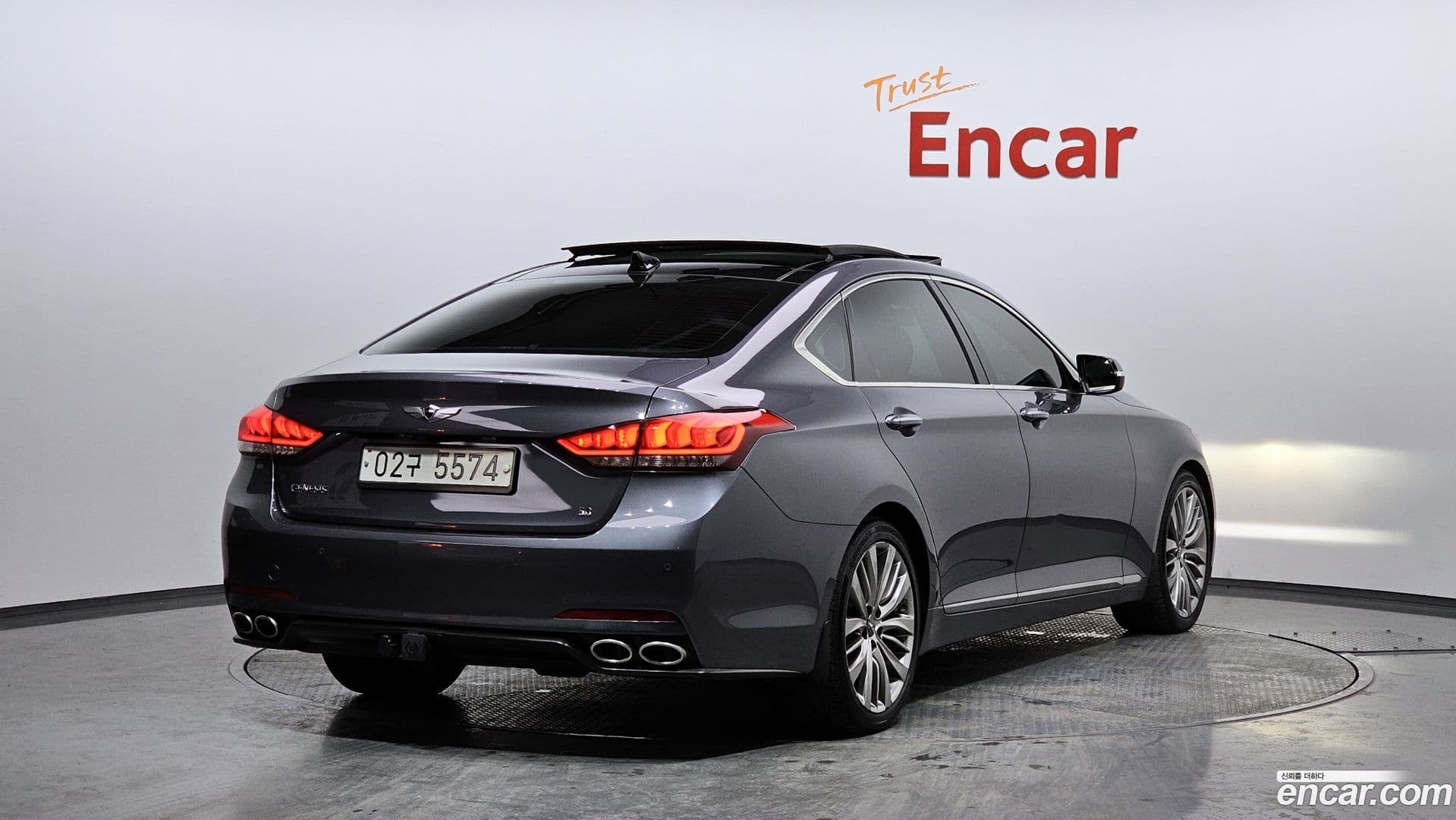 Main__Slider__Photo:Genesis Hyundai 2015.11-0