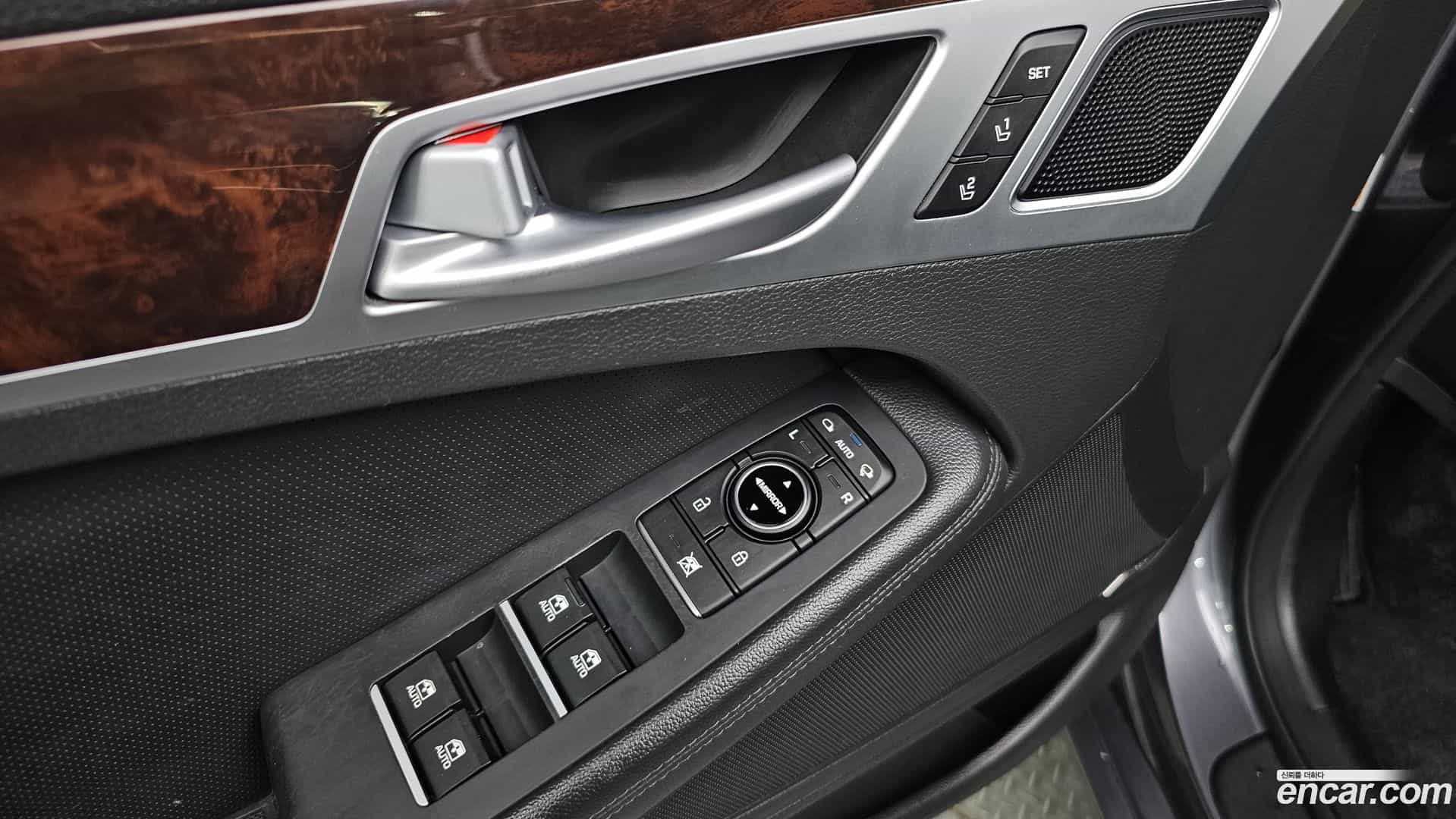 Genesis Hyundai 2015.8-OPTION-17
