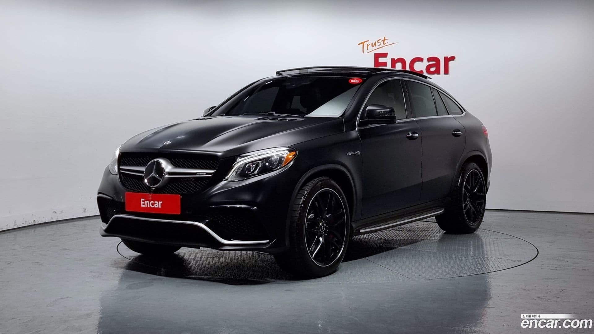 Main__Slider__Photo:GLE-Class Mercedes-Benz 2017.1-0