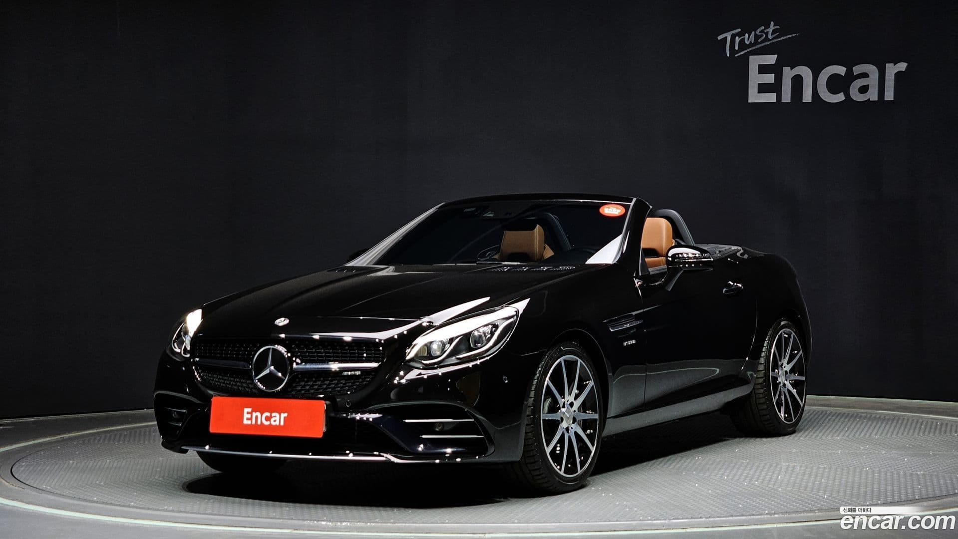 Main__Slider__Photo:SLC-Class Mercedes-Benz 2017.5-0
