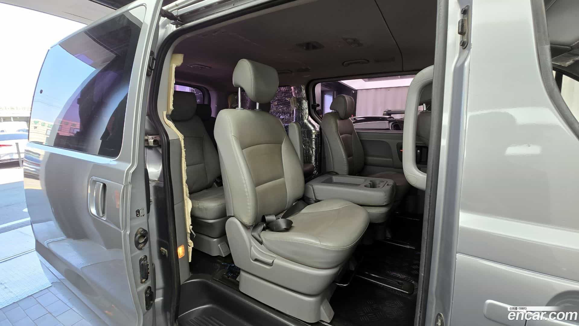 Starex Hyundai 2019.1-OPTION-016
