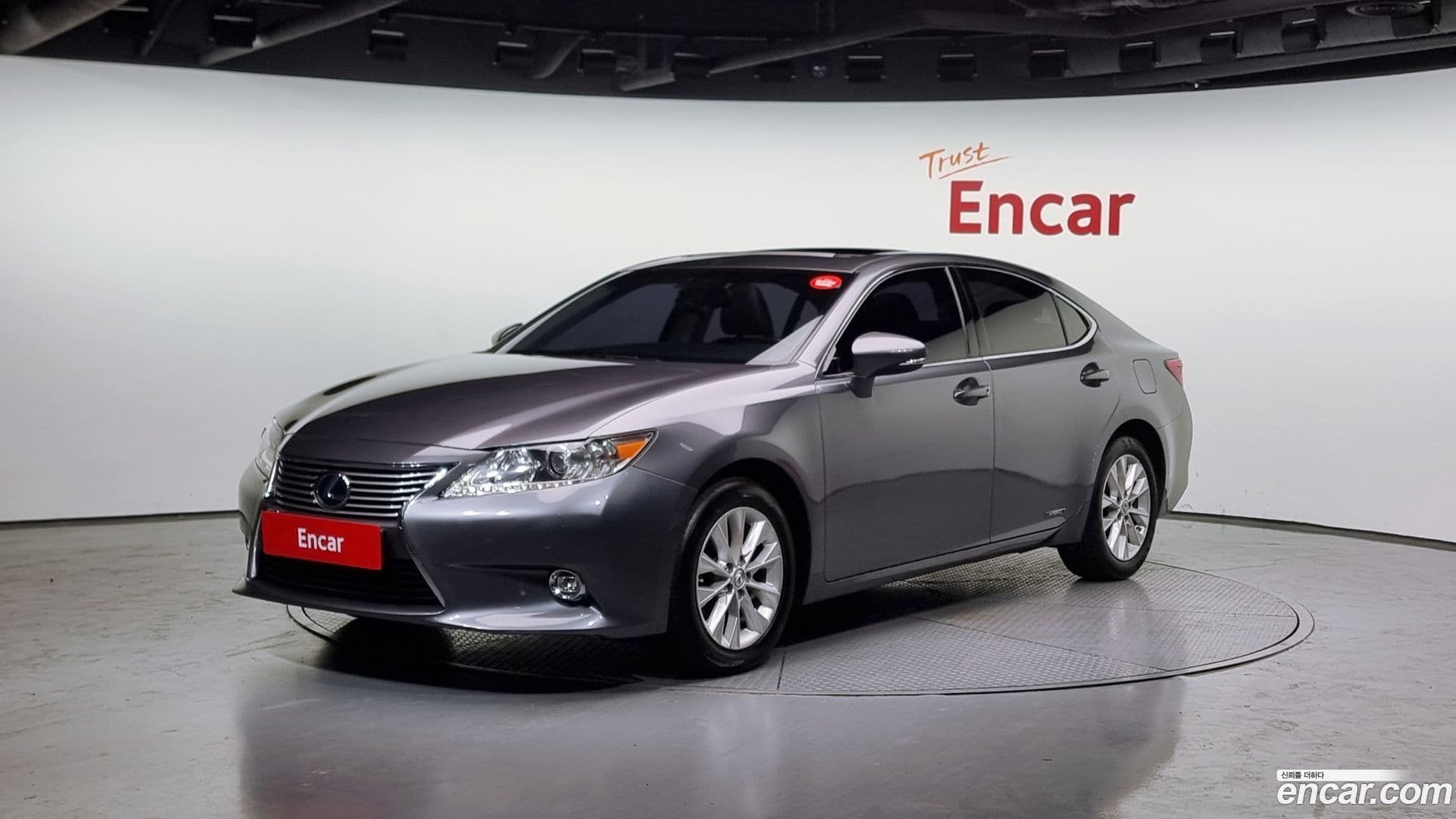 Main__Slider__Photo:ES Lexus 2015.5-0