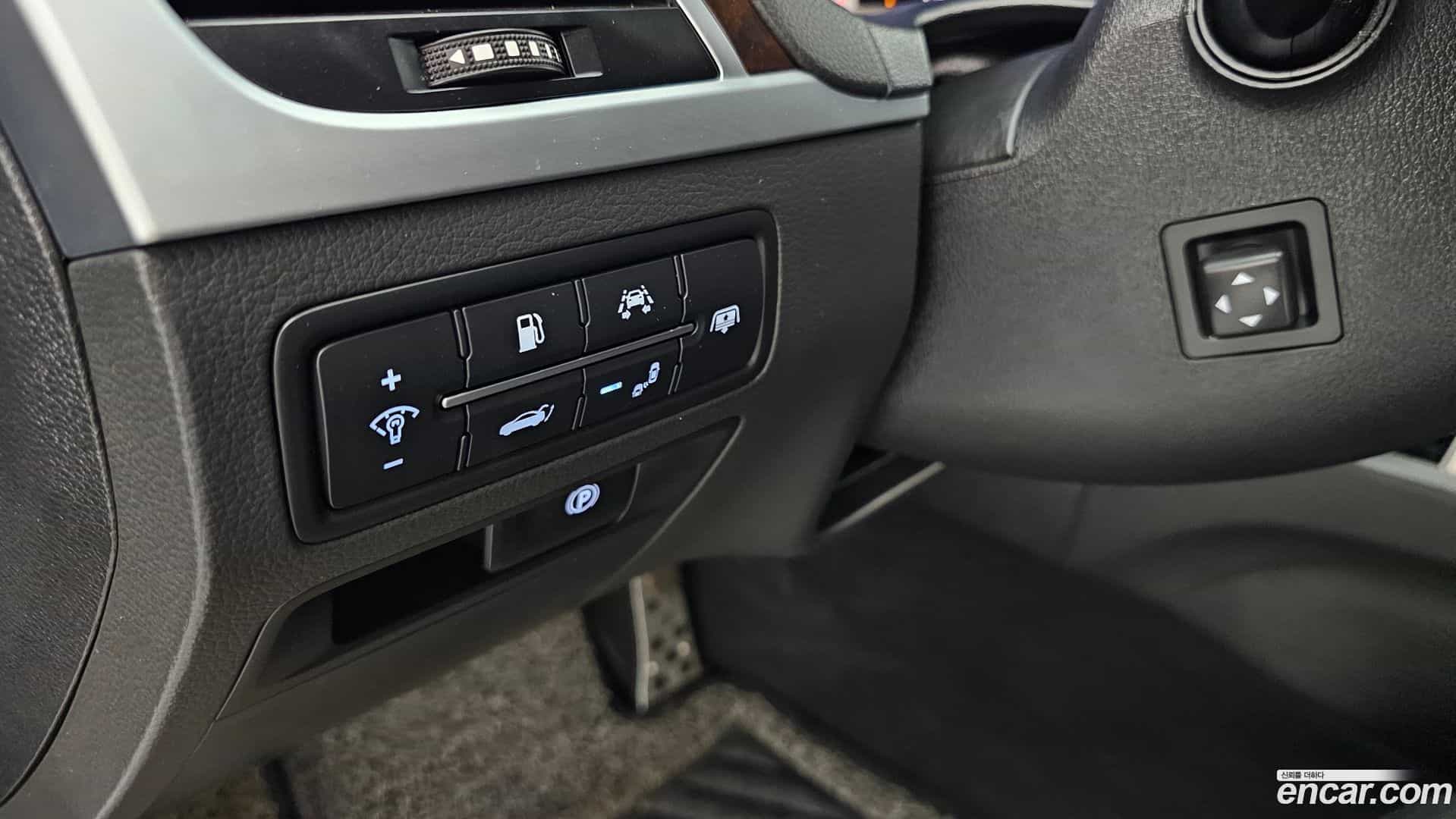 Genesis Hyundai 2016.11-OPTION-020