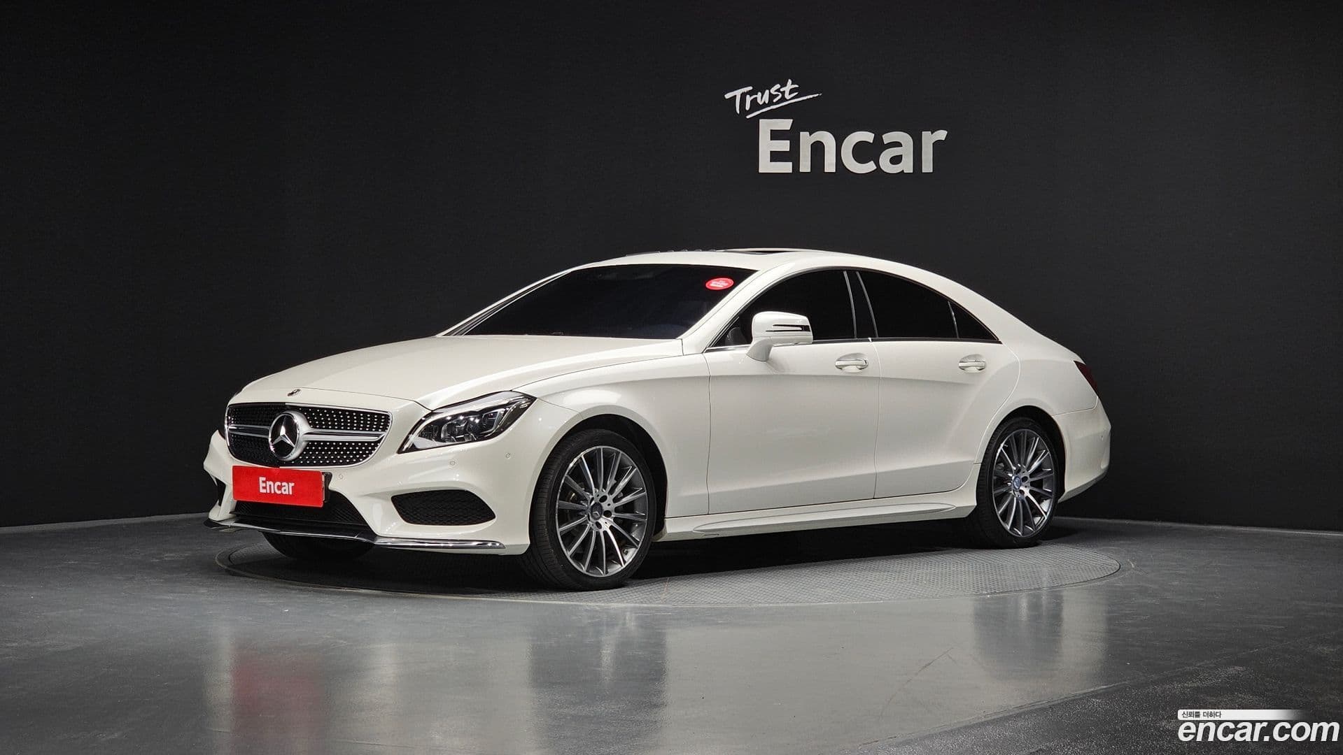 Main__Slider__Photo:CLS-Class Mercedes-Benz 2015.0-0