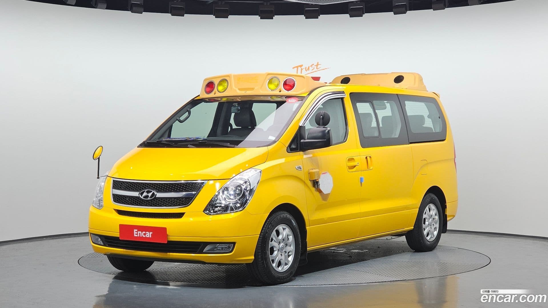 Main__Slider__Photo:Starex Hyundai 2015.5-0