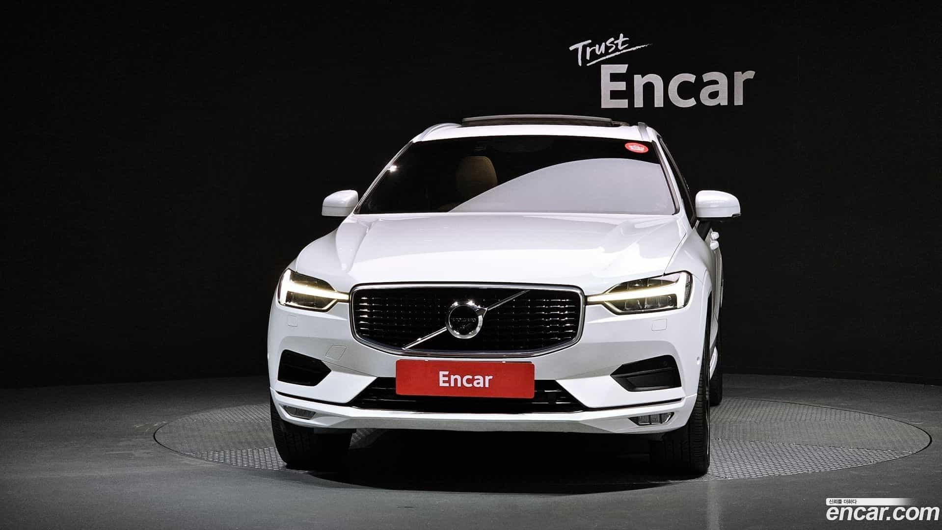XC60 Volvo 2020.4-OUTER-003