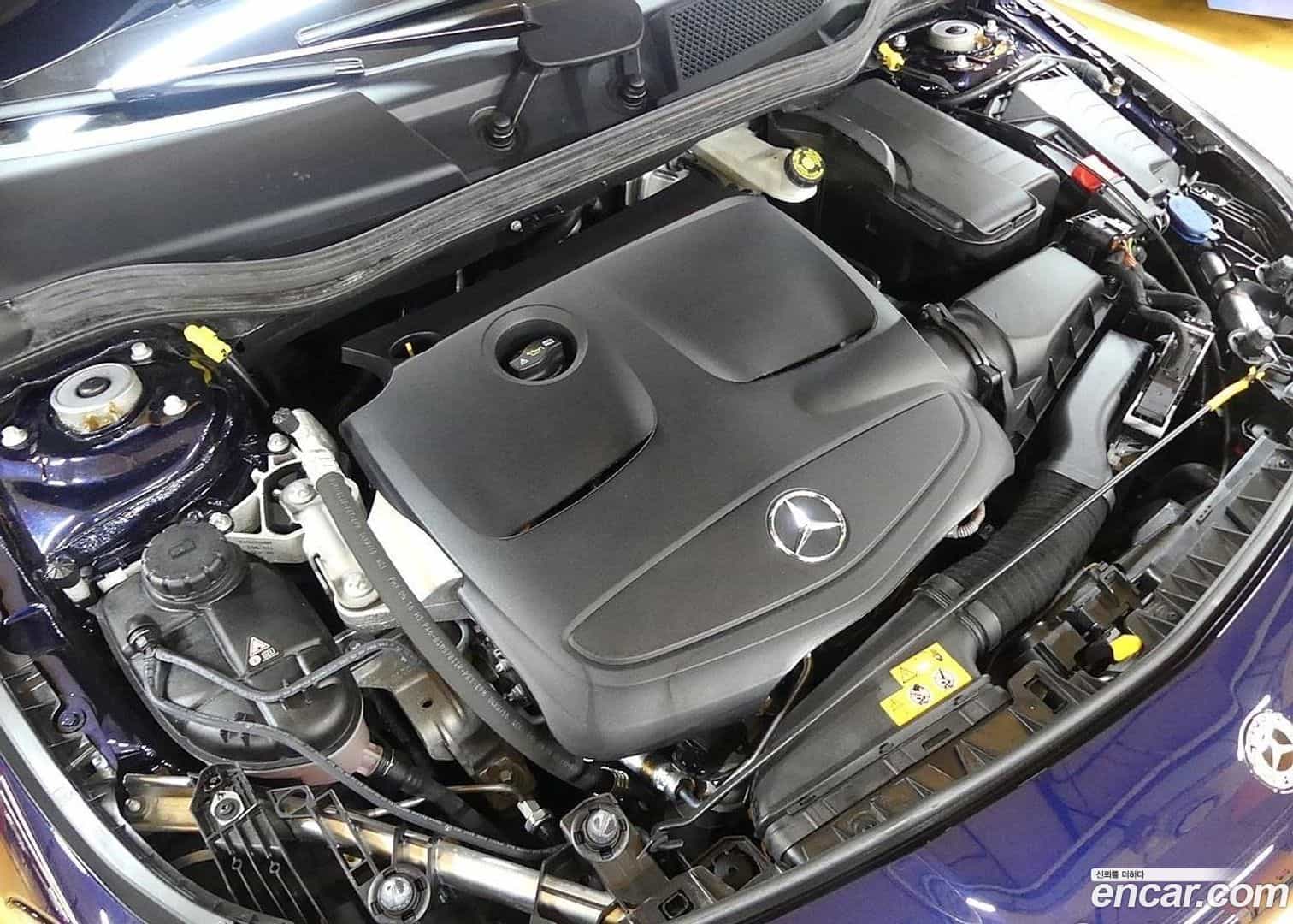 CLA-Class Mercedes-Benz 2018.5-OUTER-005