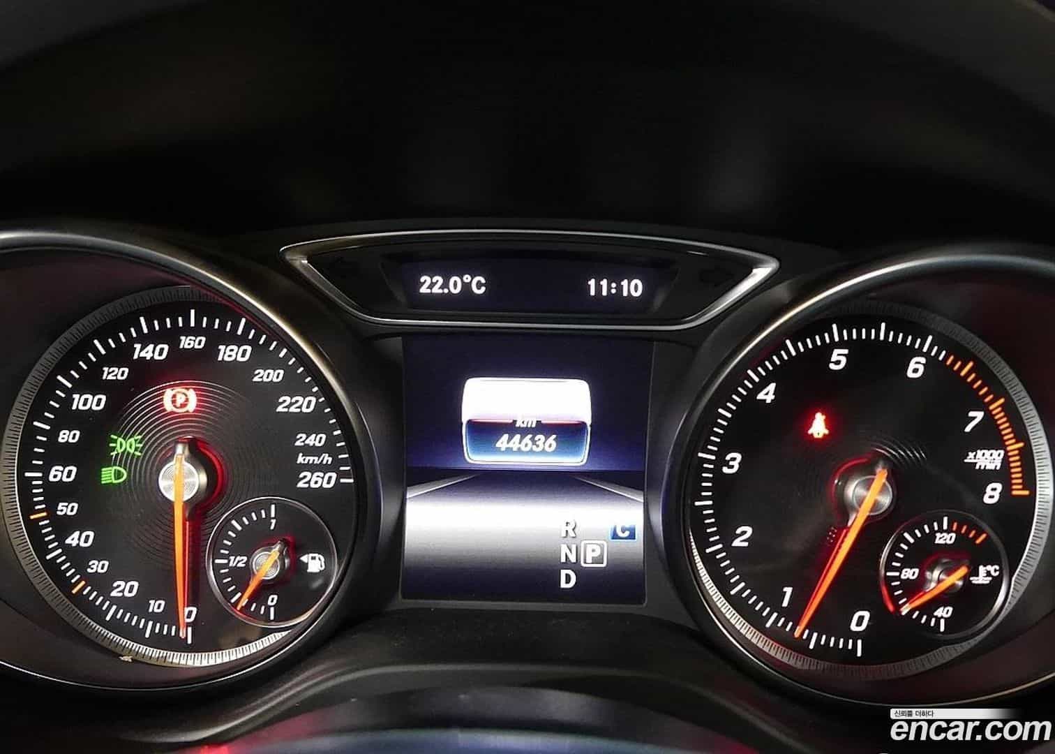 CLA-Class Mercedes-Benz 2018.5-INNER-006