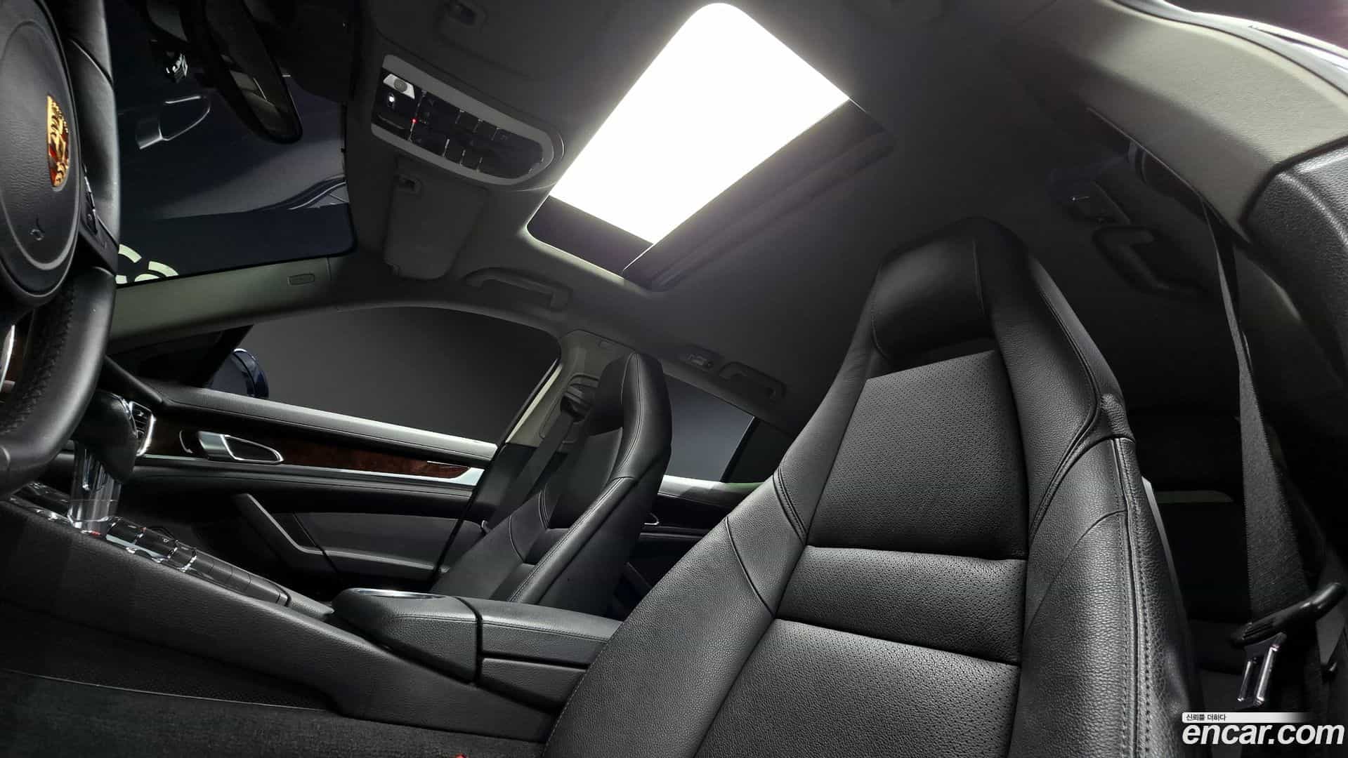 Panamera Porsche 2012.5-OPTION-024