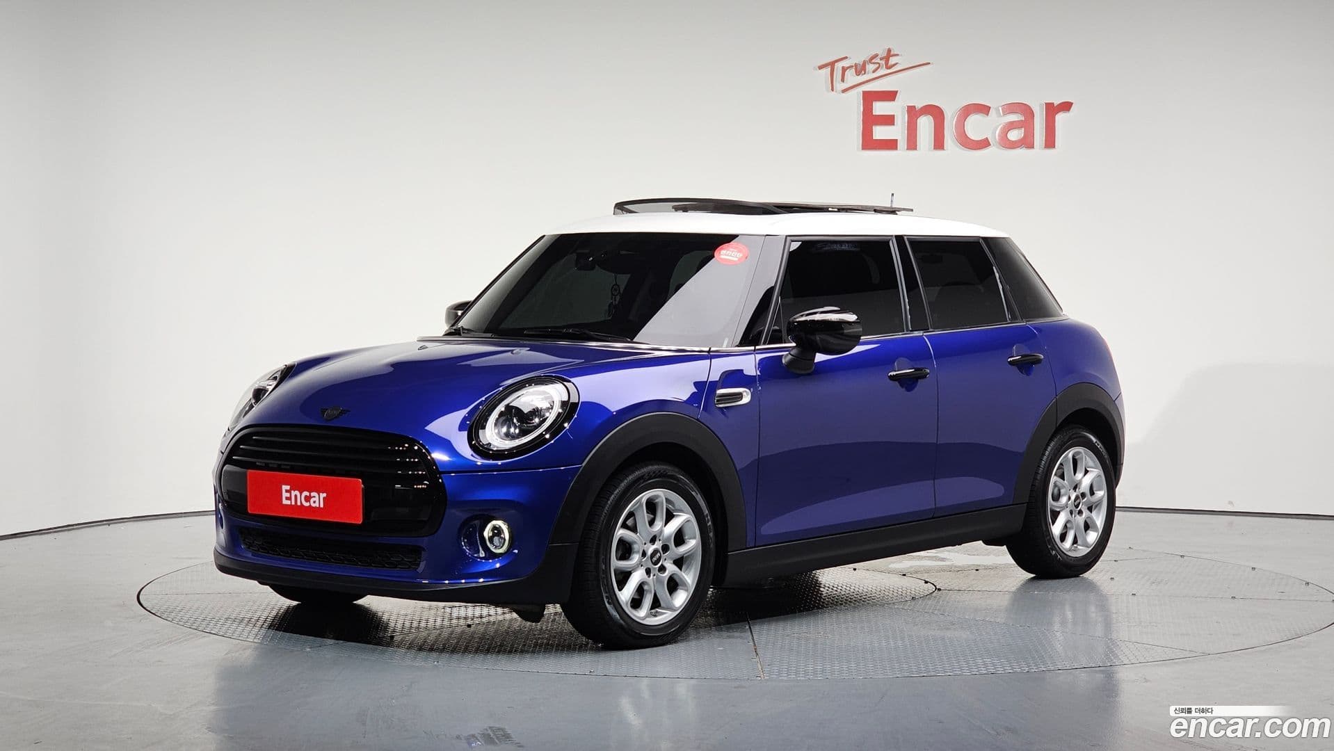 Main__Slider__Photo:Cooper Mini 2021.4-0