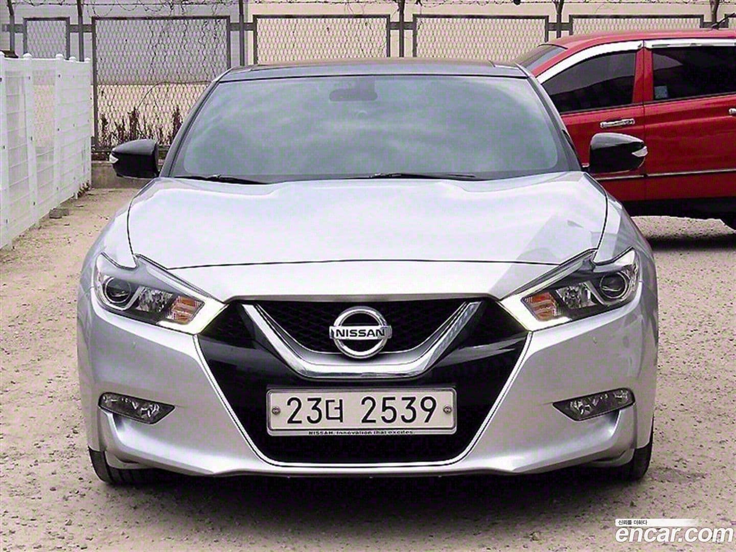 Main__Slider__Photo:Maxima Nissan 2017.11-0